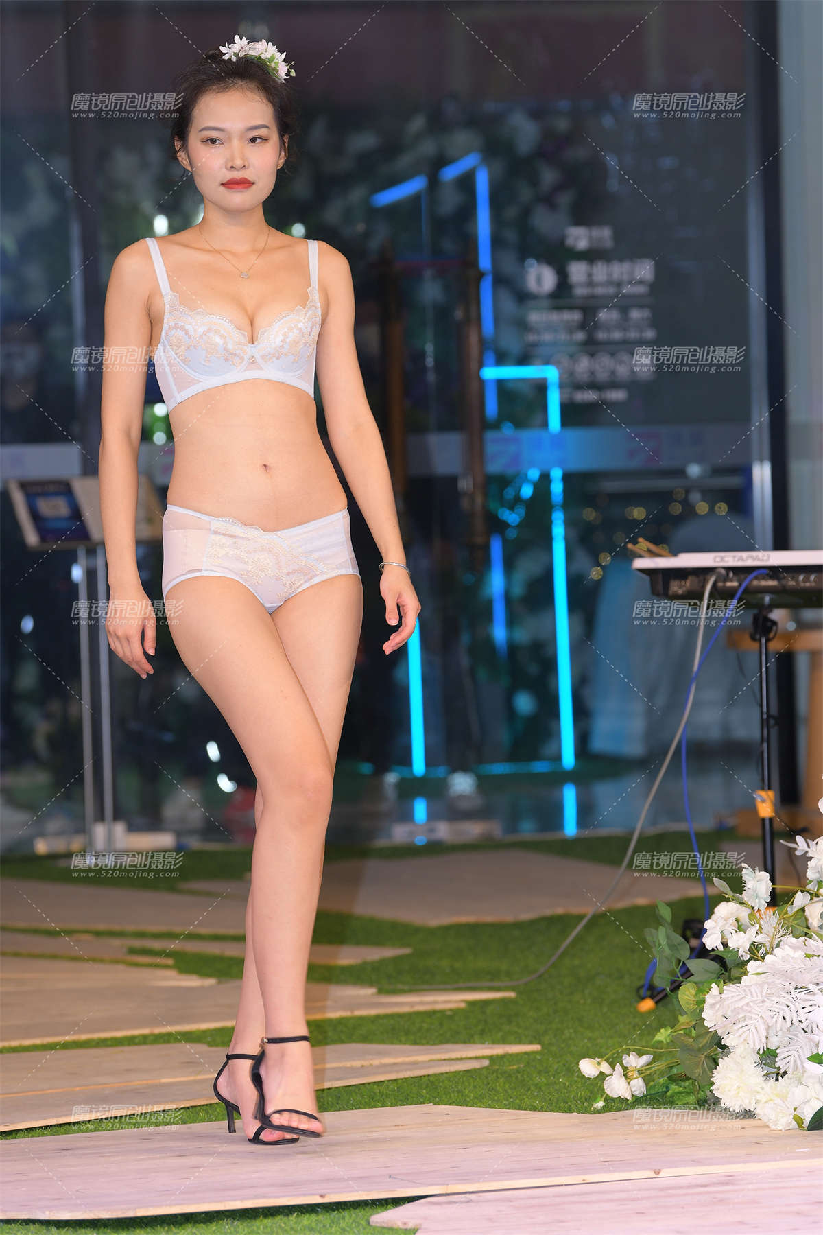 三套一模-日更街拍