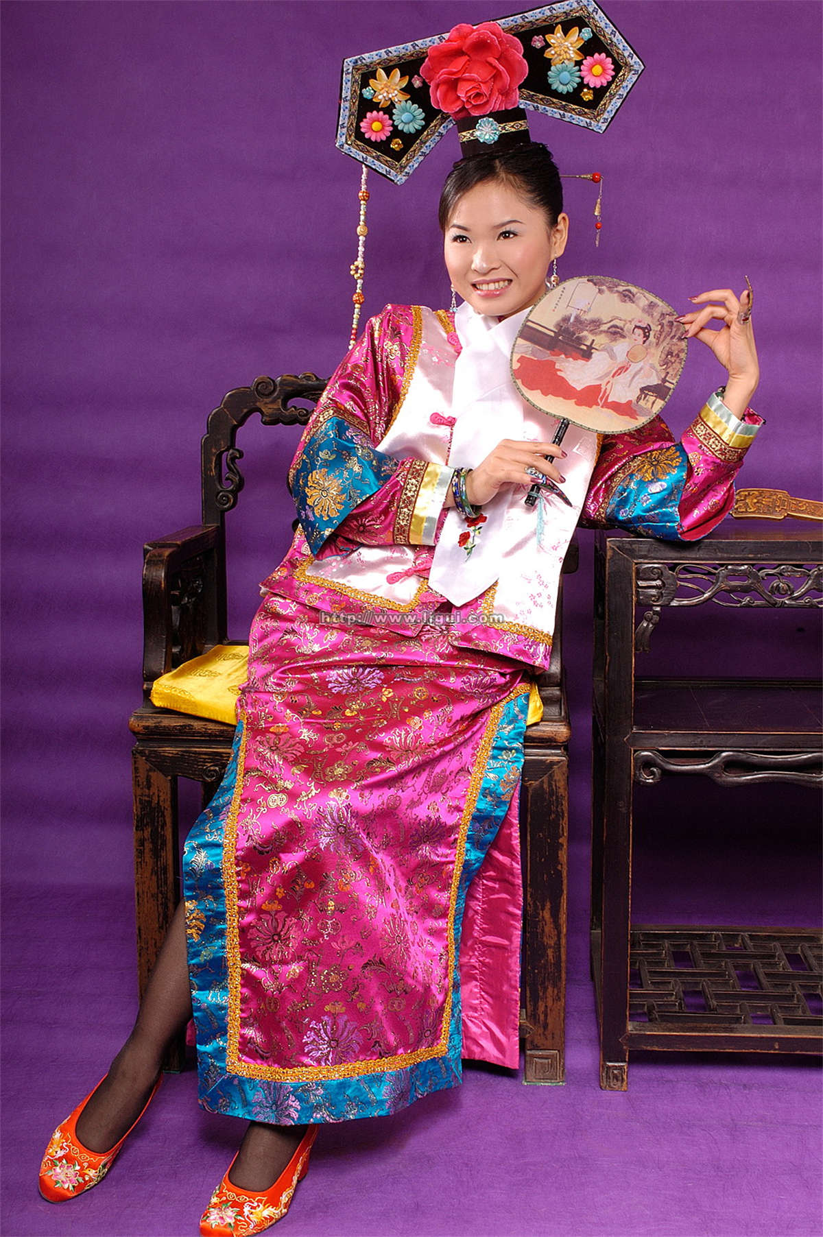 Ligui丽柜 2005-09-15-日更街拍