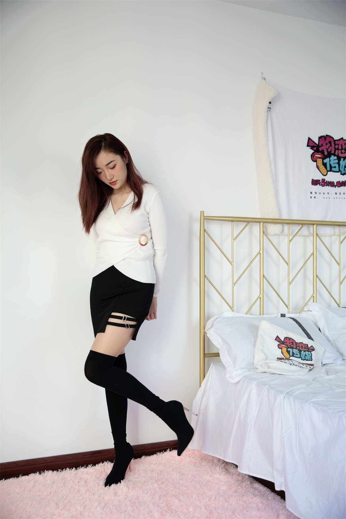 图片[2]-物恋传媒 NO.881 小晴-一盏茶-日更街拍