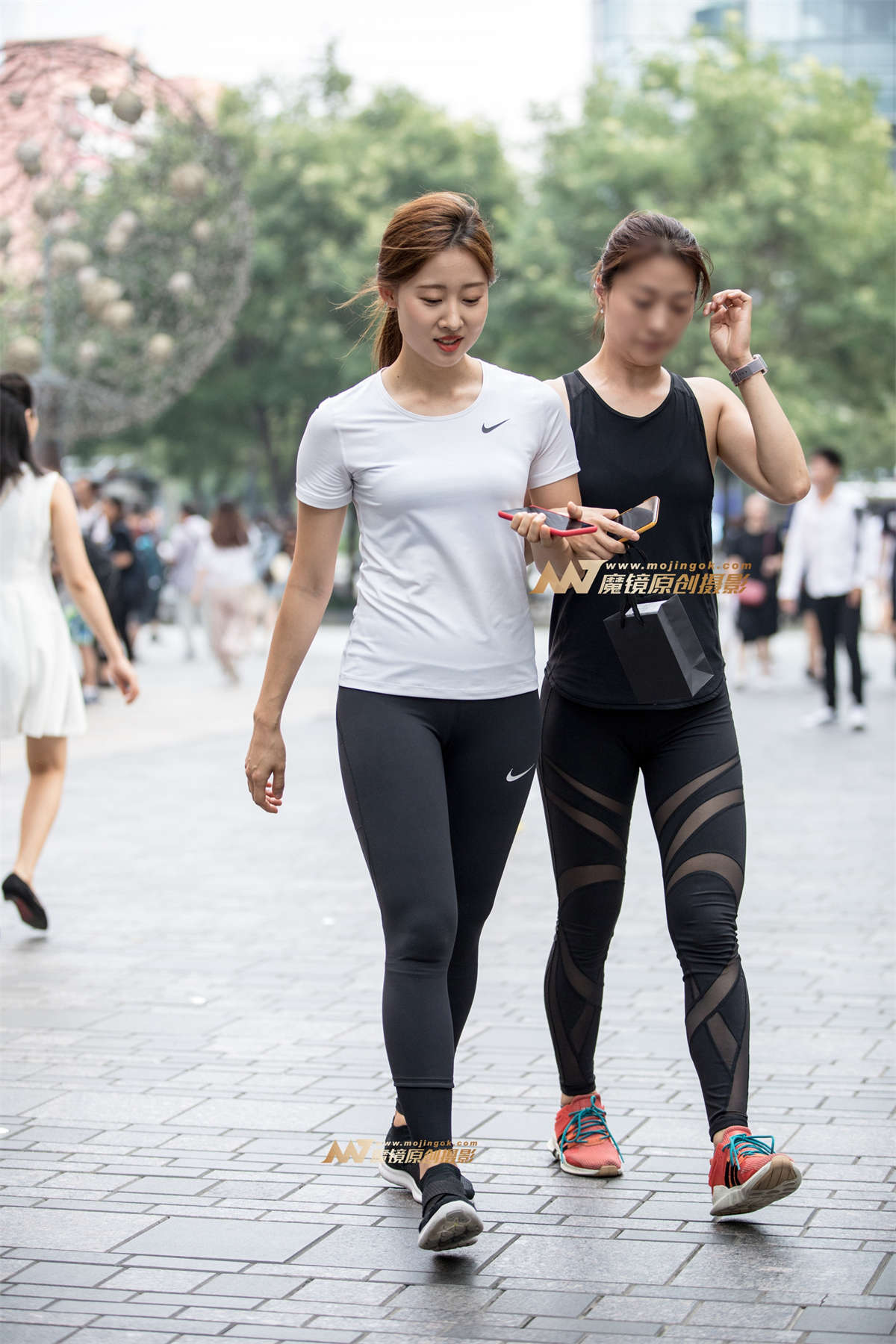 【视觉冲击赛帖】健美裤美眉-日更街拍