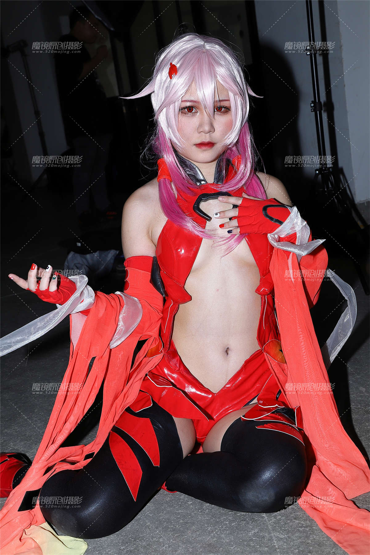 红色性感cosplay（重发）-日更街拍
