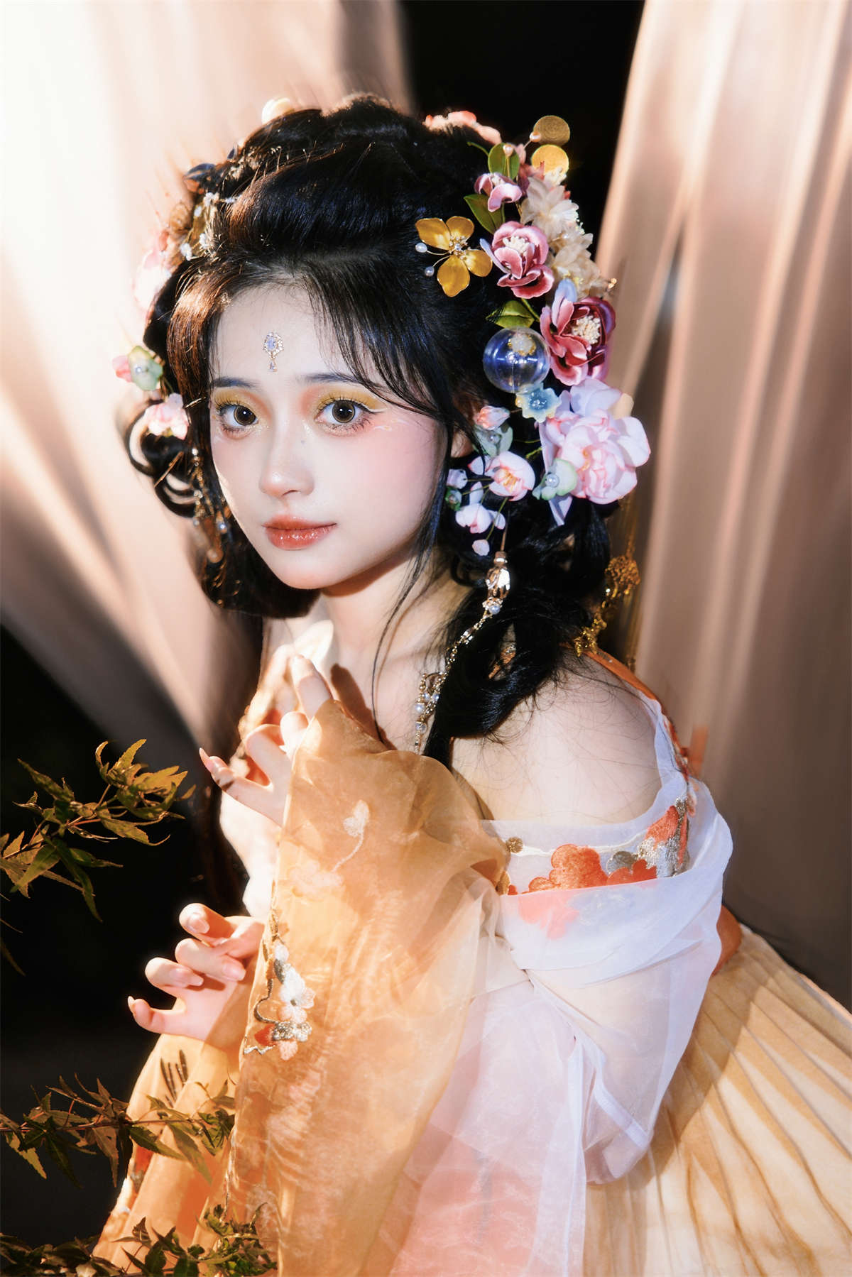 YITUYU艺图语 2023.08.27 太阳神女 衔鹿插图1