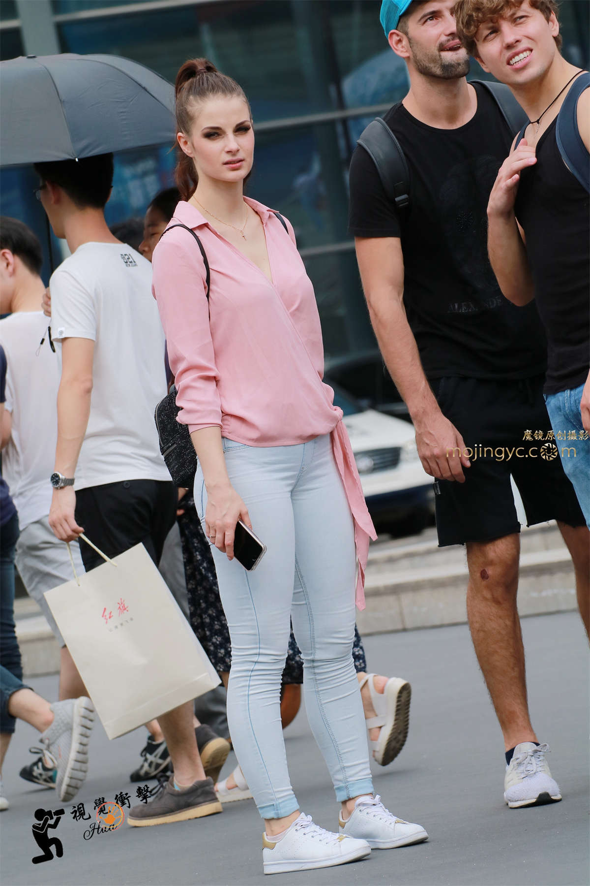 紧牛 大臀 美洋妞-日更街拍