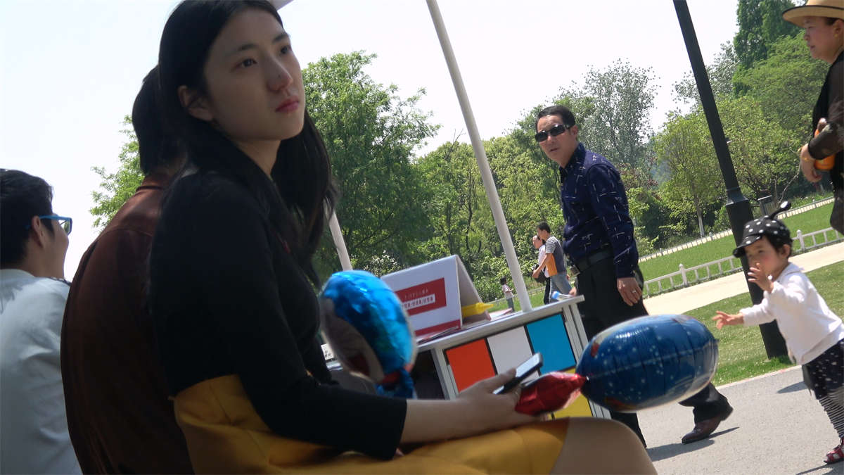 肉丝袜美足挑鞋插图1