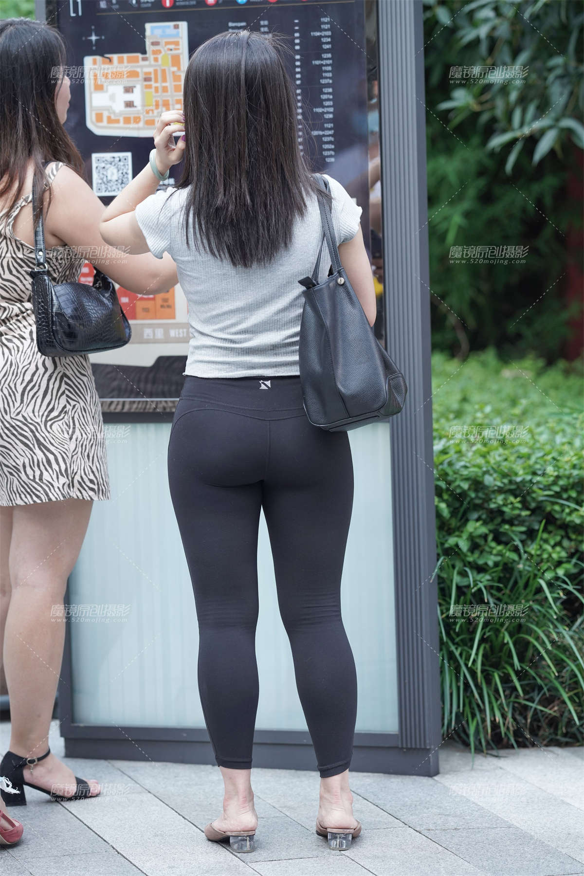 图片[2]-【凯恩赛贴】丰满韵味-日更街拍