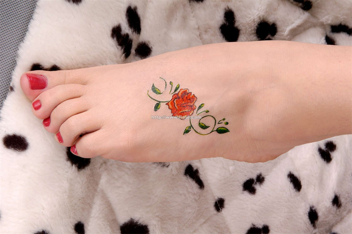 Ligui丽柜 2004-6-3-日更街拍