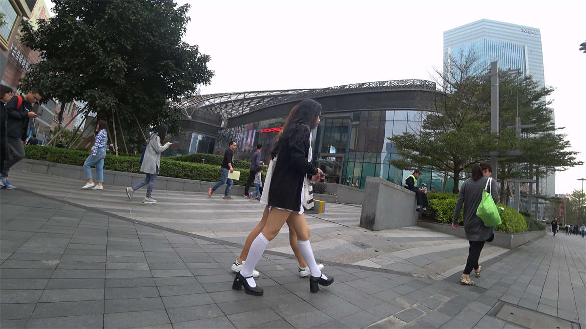 图片[2]-青春无敌美腿姐妹花-日更街拍