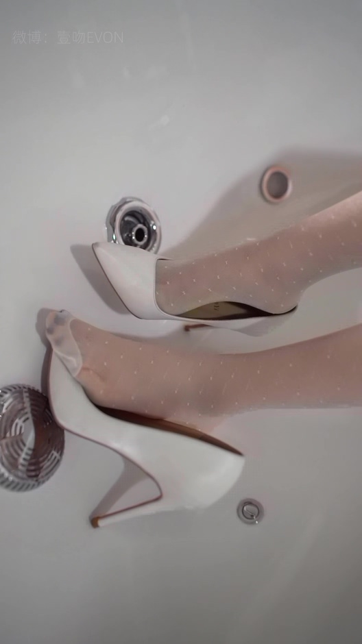 kittyWawa袜小喵 视频 KT184-日更街拍