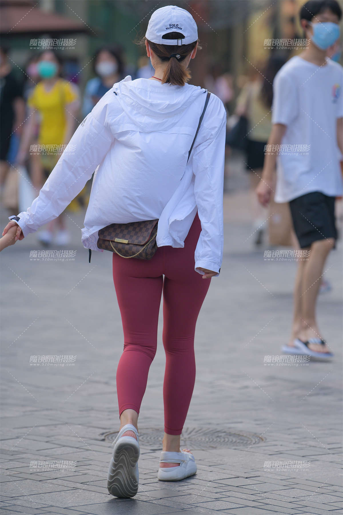 图片[2]-【红石赛贴】性感红色紧身-日更街拍