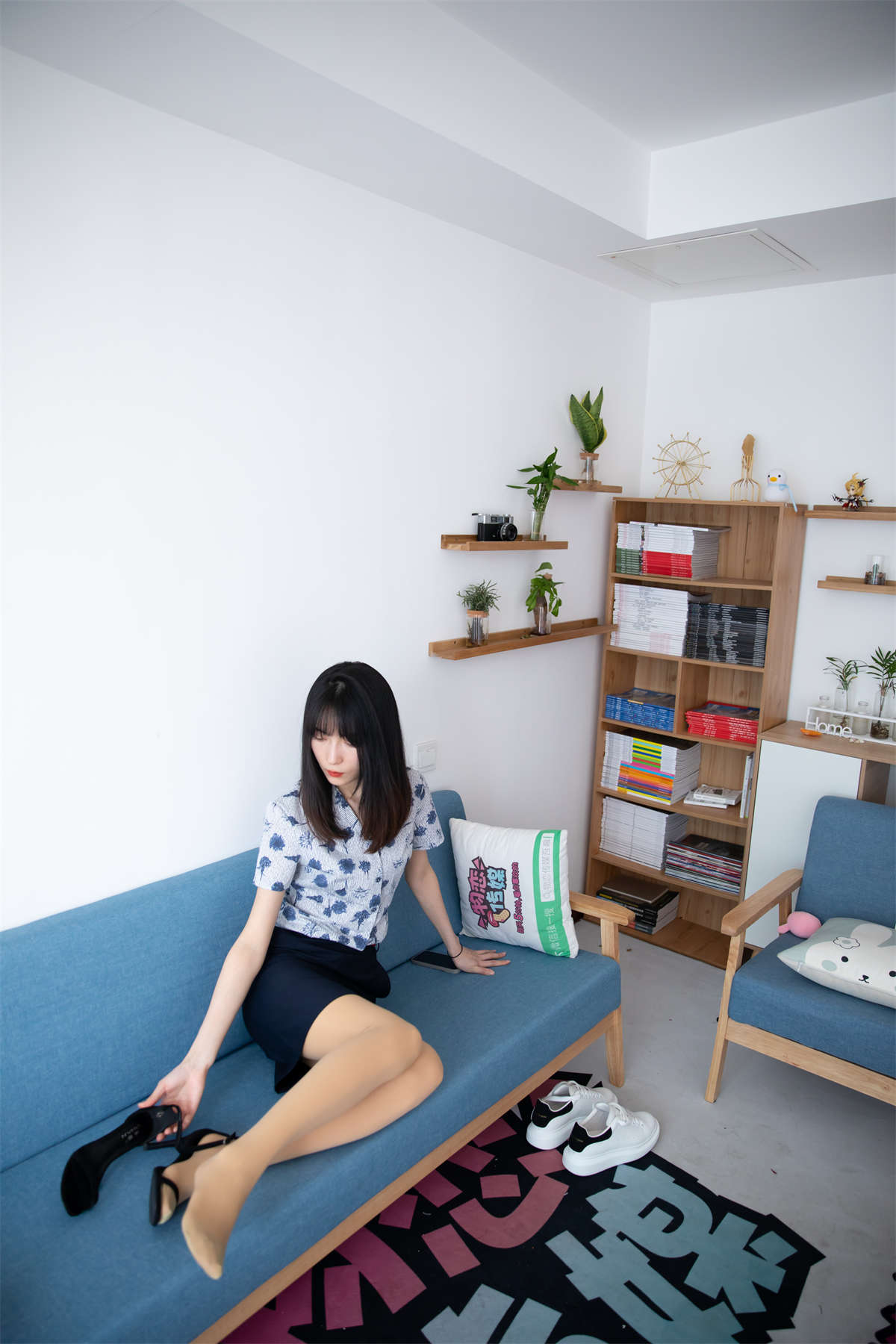 物恋传媒 NO.940期 猫耳-夜锁清秋-日更街拍