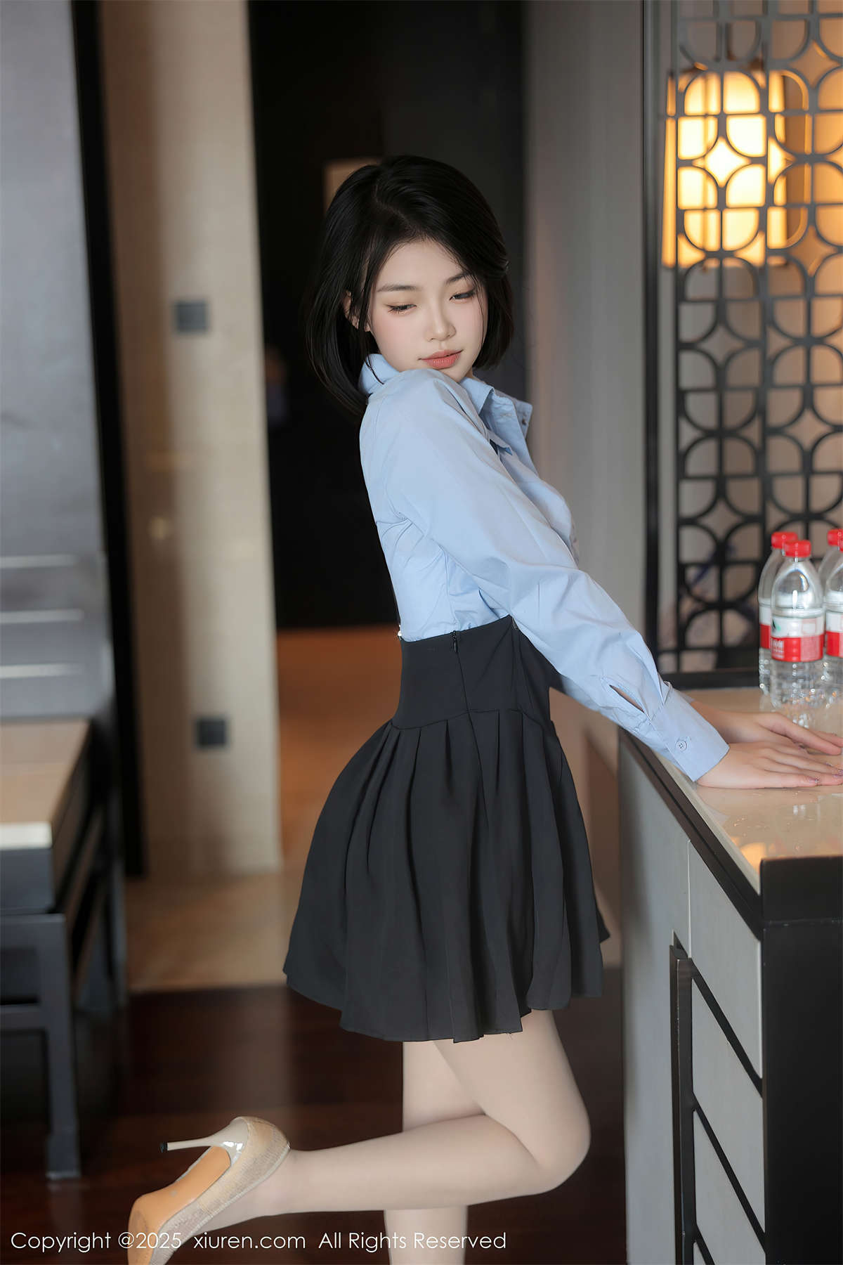 图片[2]-Xiuren秀人网 2025.03.07 NO.9981 汐子-日更街拍