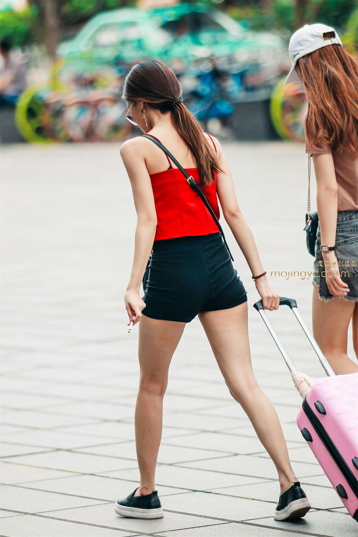 图片[2]-热裤长腿-日更街拍