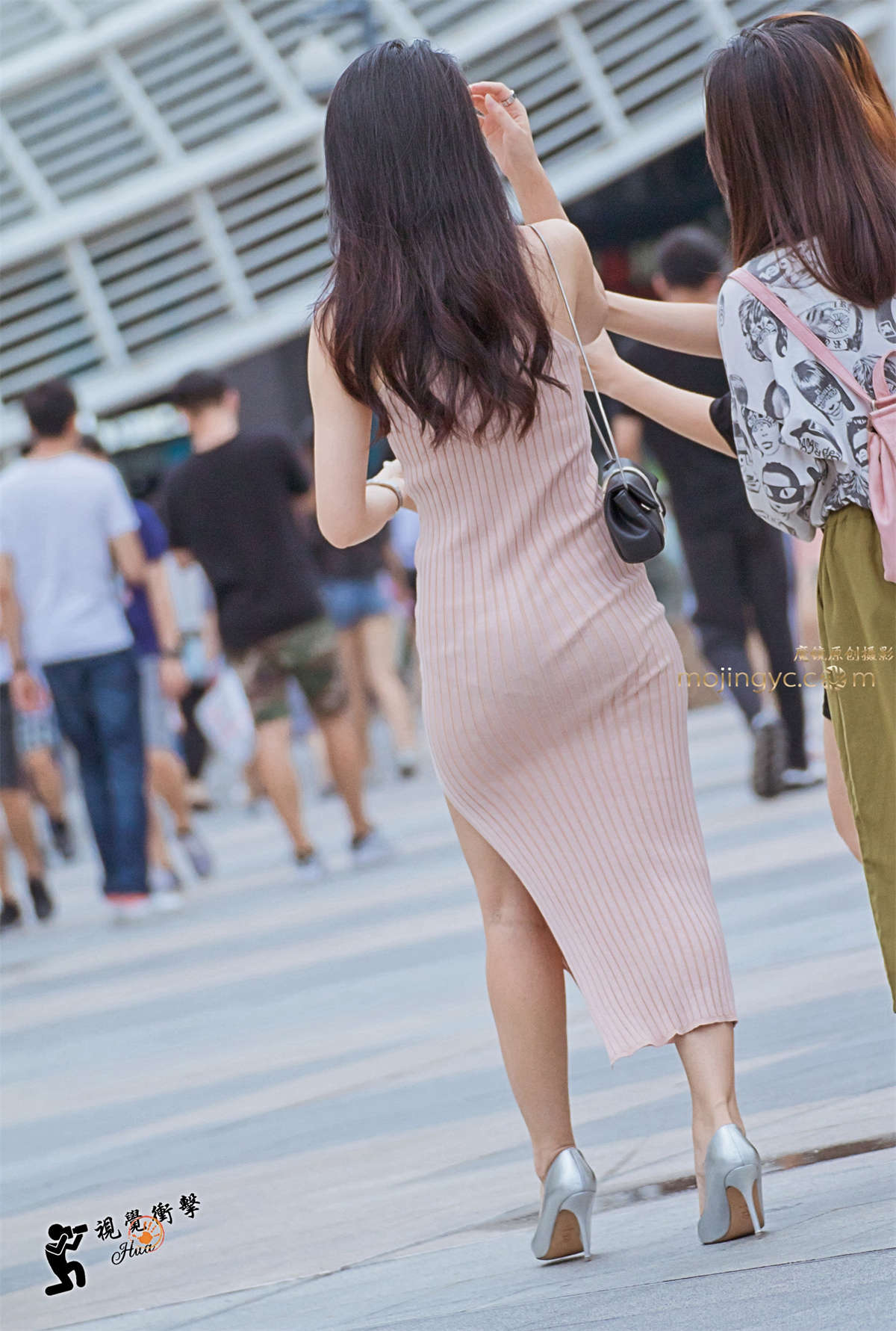 图片[2]-翘臀 淑女味强 包臀裙 美女-日更街拍