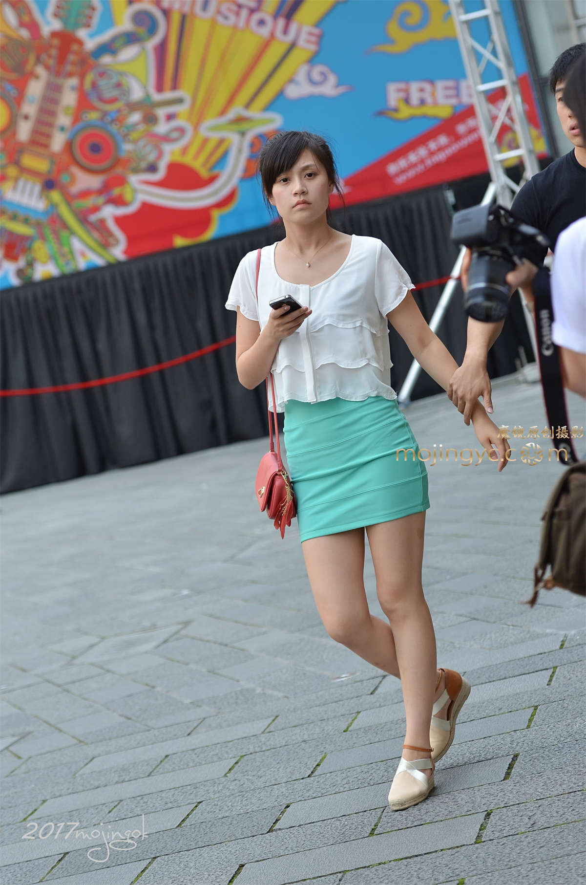 咔喳2017.01.25 街拍158（10p)-日更街拍