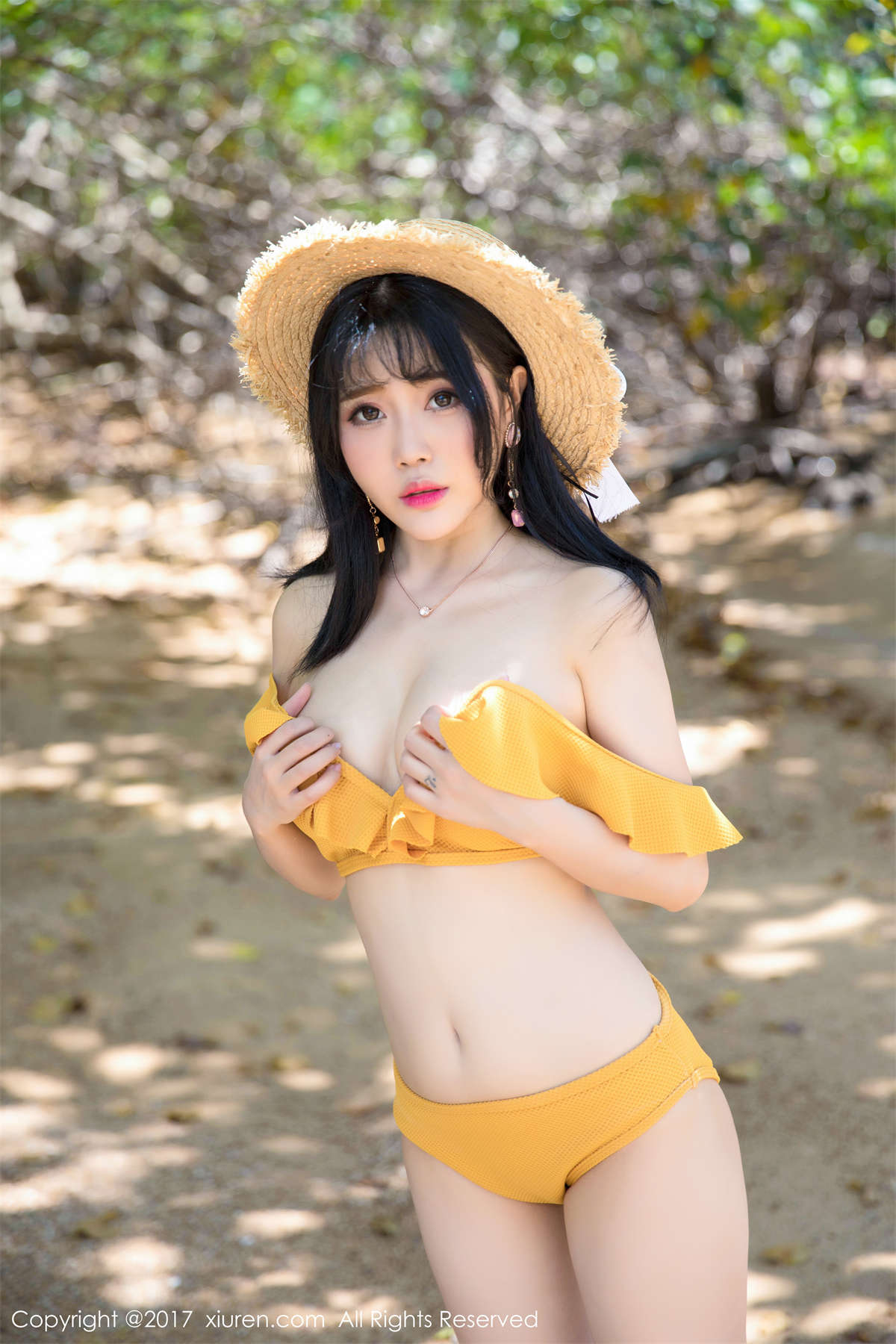 图片[2]-Xiuren秀人网 2017.11.24 NO.855 兜豆靓Youlina-日更街拍