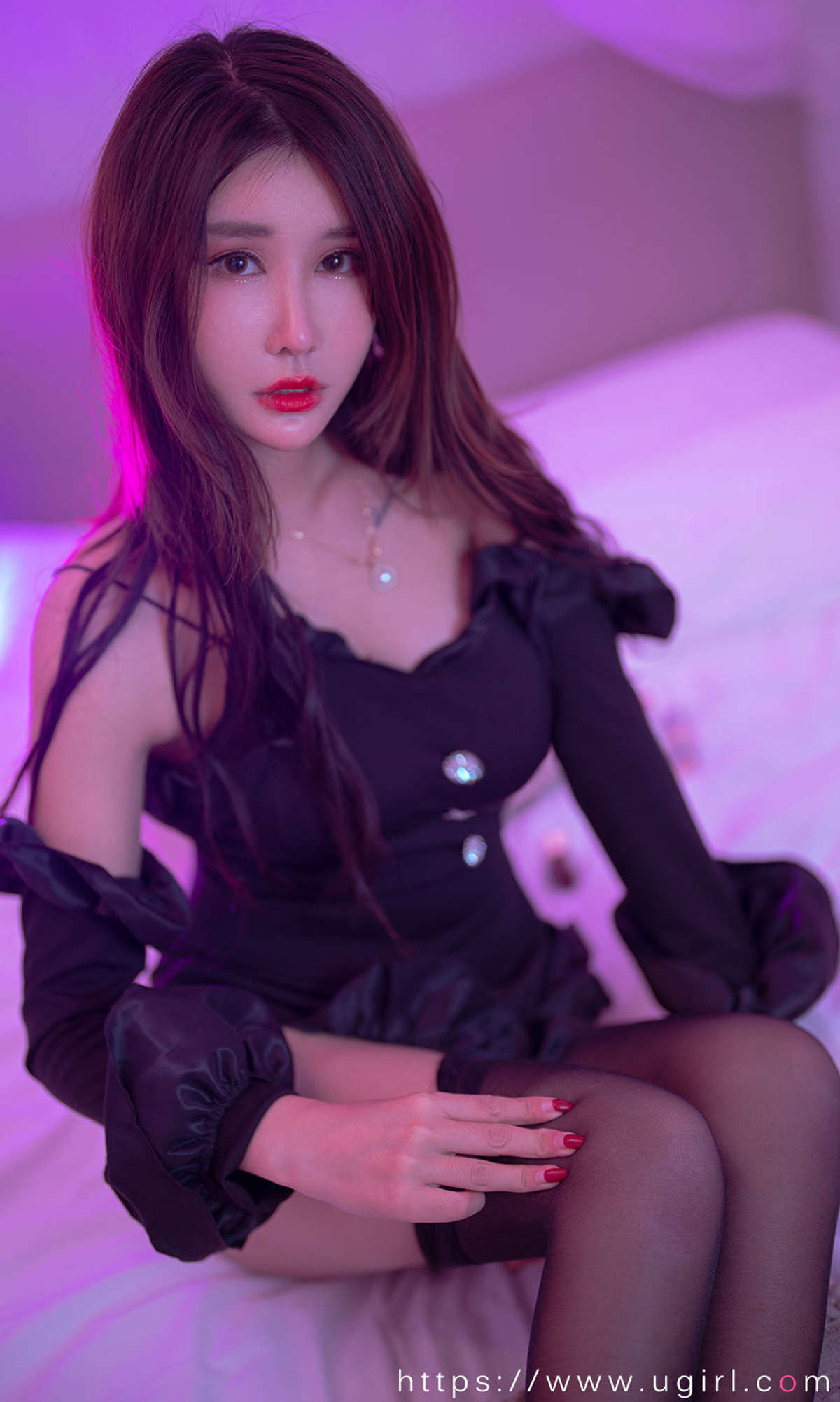 Ugirls爱尤物 NO.2299 夏沫 昏昏欲睡-日更街拍