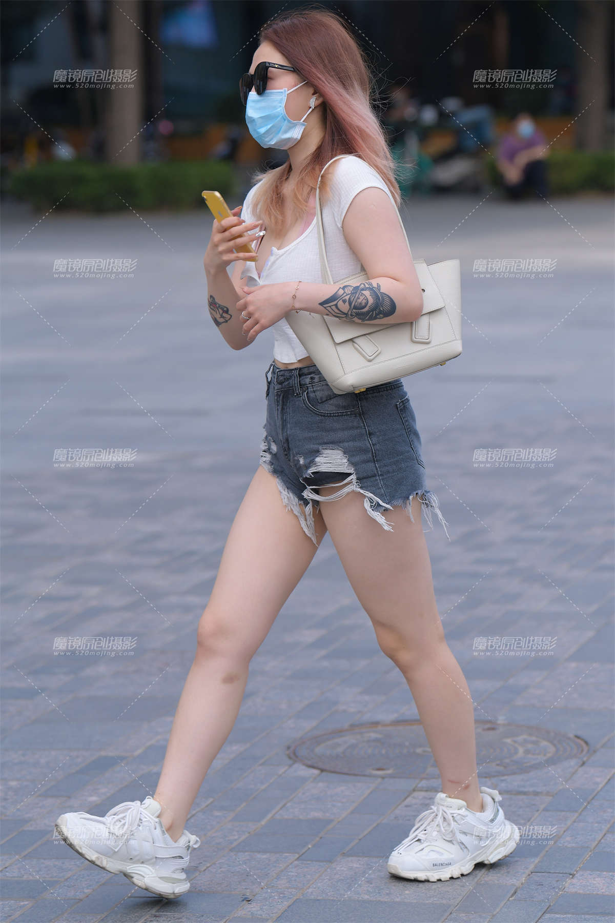 【红石赛贴】性感热裤美女-日更街拍