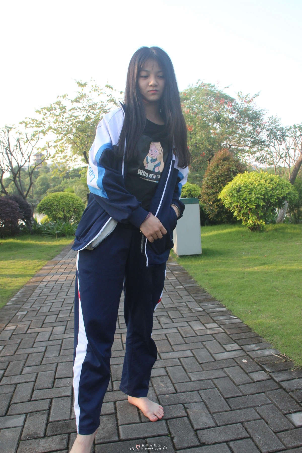 图片[2]-MZSOCK-2018 No.125 会一字马的女神能能 下集-日更街拍