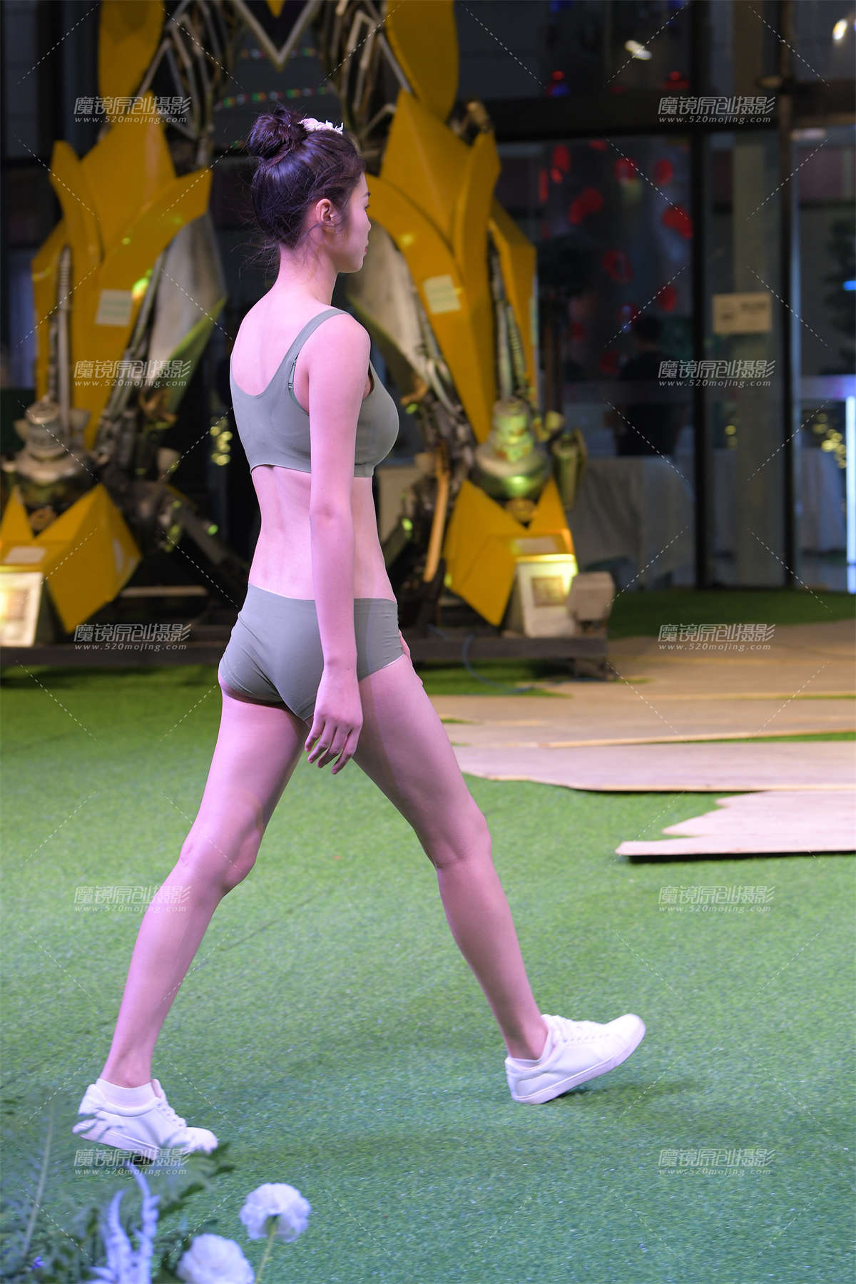 图片[2]-一模两套-日更街拍