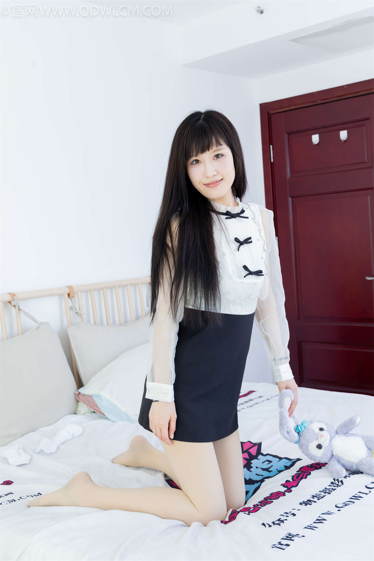 图片[2]-物恋传媒 NO.2264 布蕾-板鞋、白棉袜、厚肉丝（盲盒3）-日更街拍