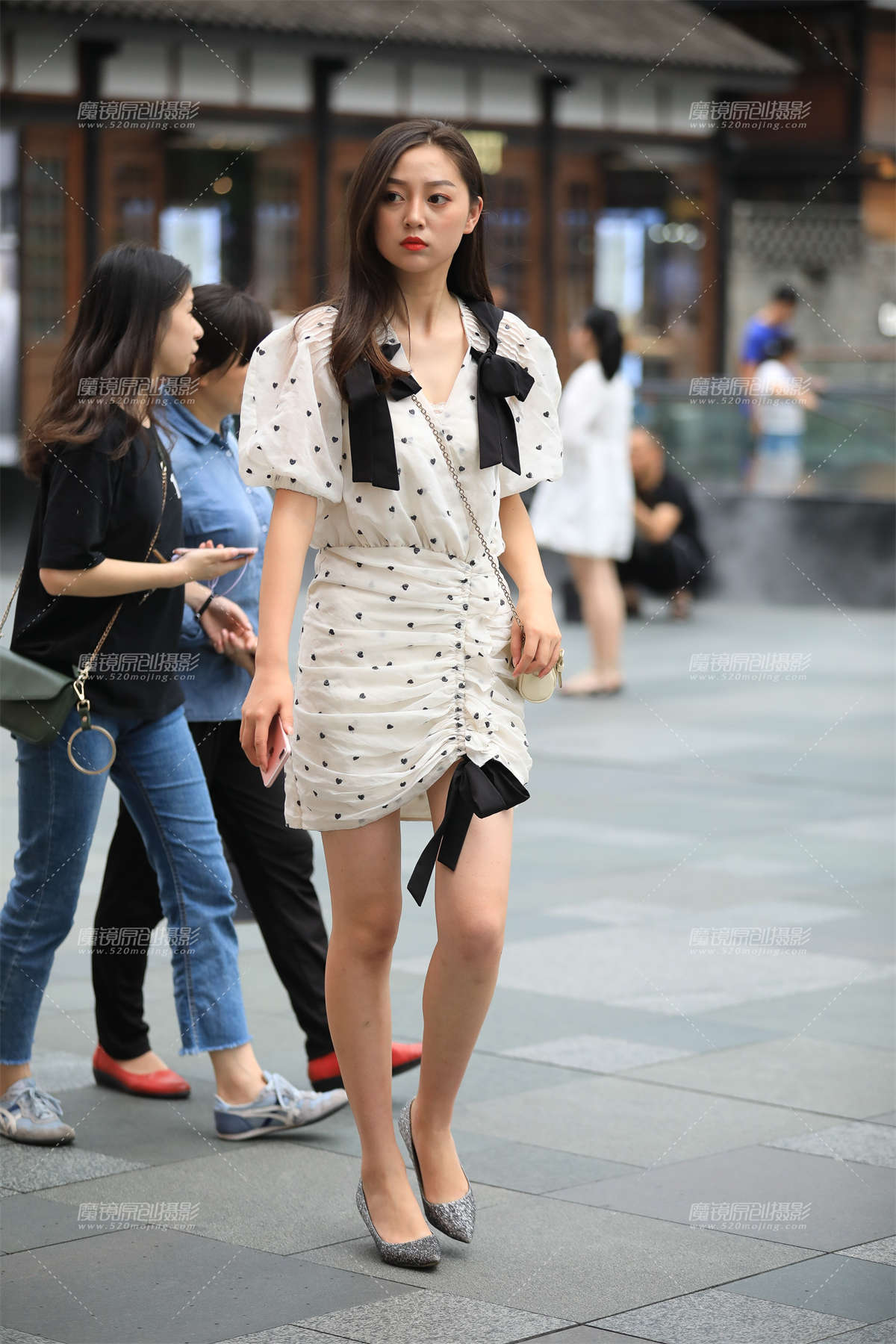 我喜欢高挑的女孩-日更街拍