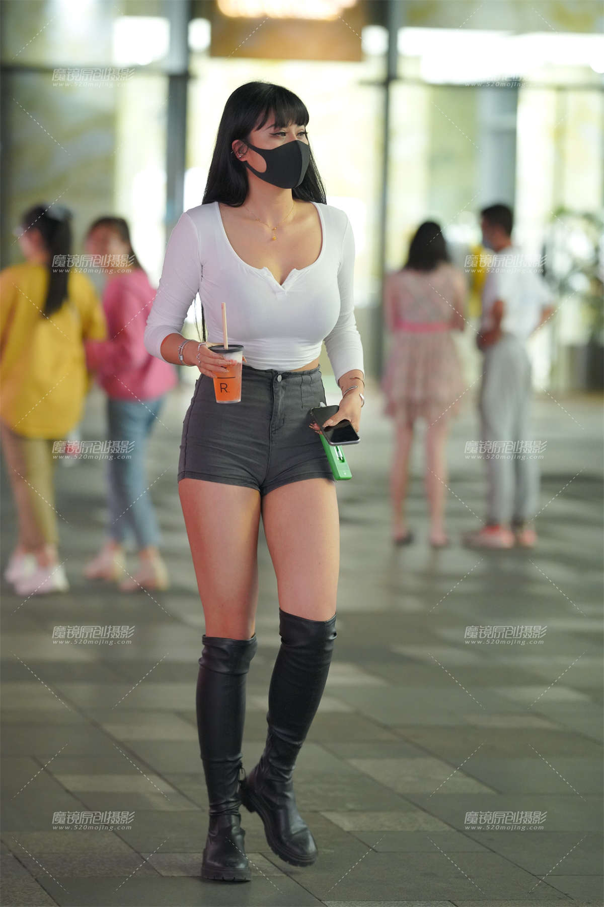 大长腿热裤-日更街拍