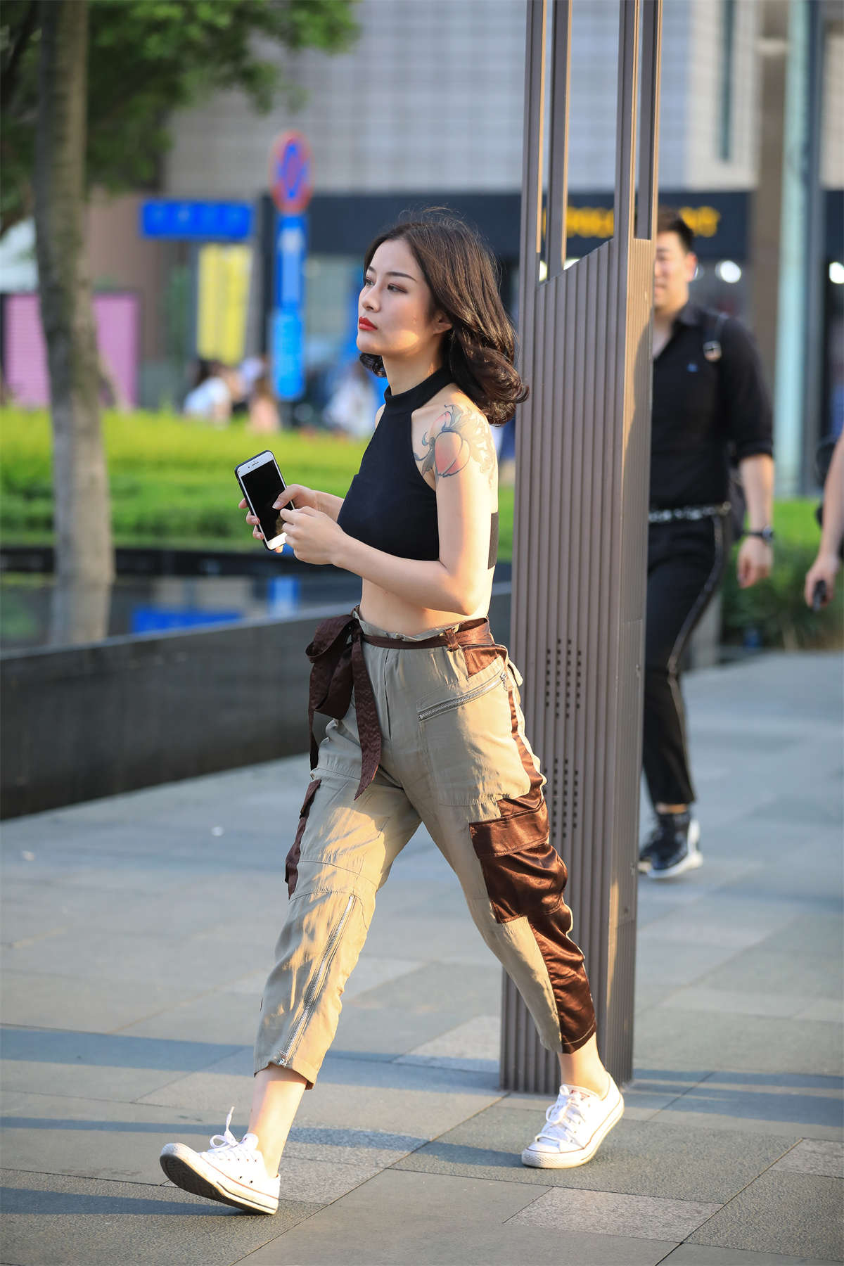 图片[2]-夏日里阳光灿烂的笑容-日更街拍