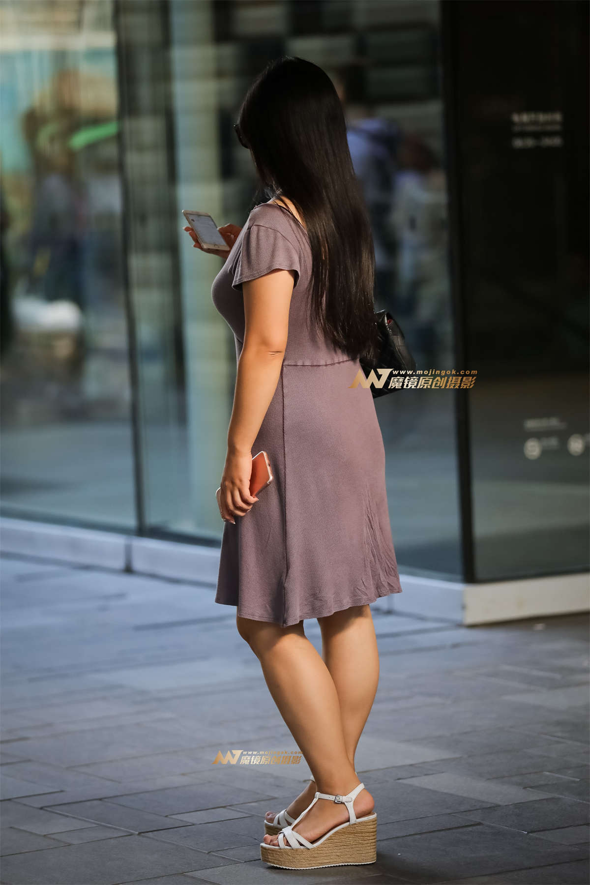 图片[2]-丰满熟女 让人有欲望-日更街拍