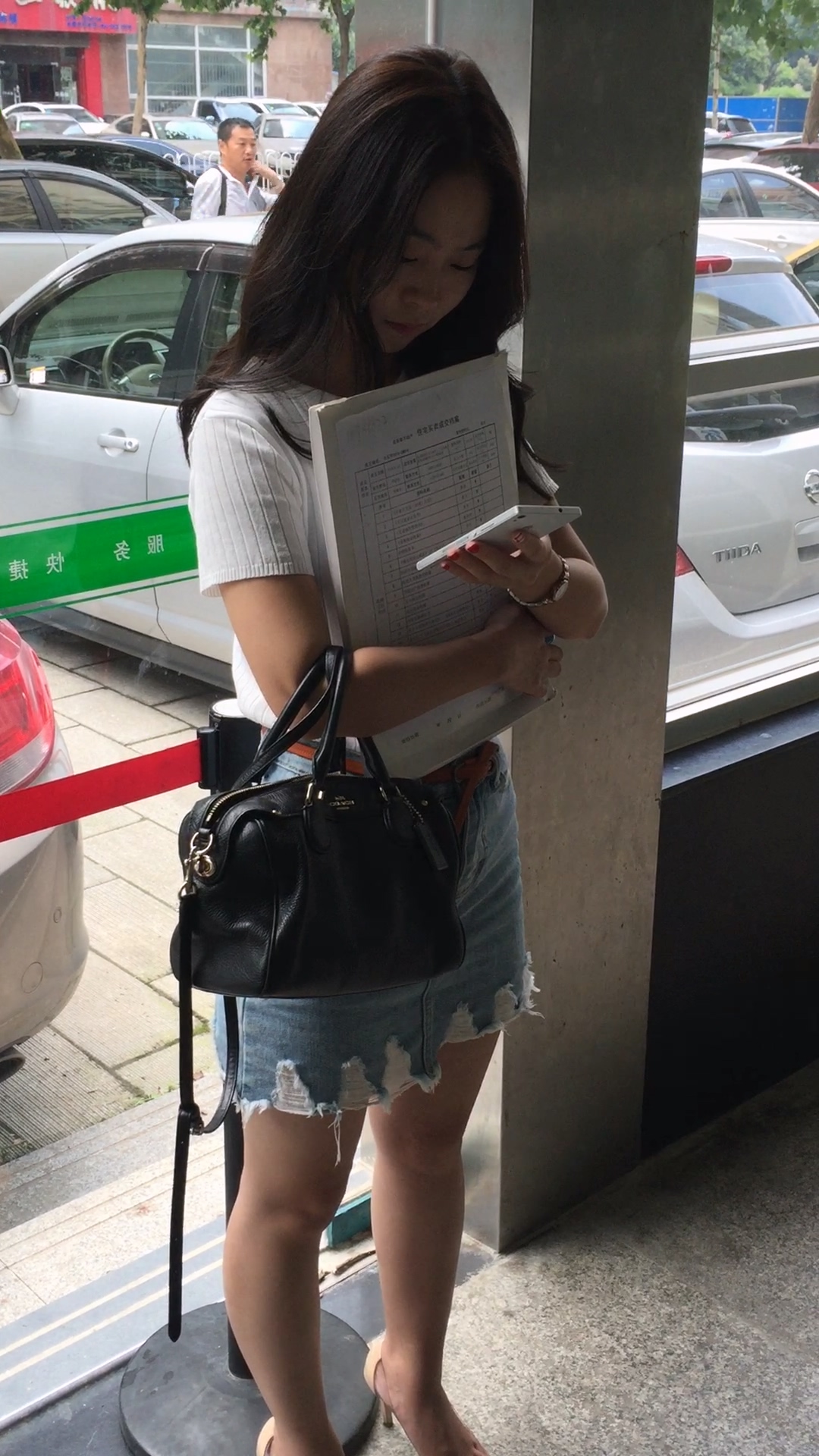 漂亮高跟MM-日更街拍