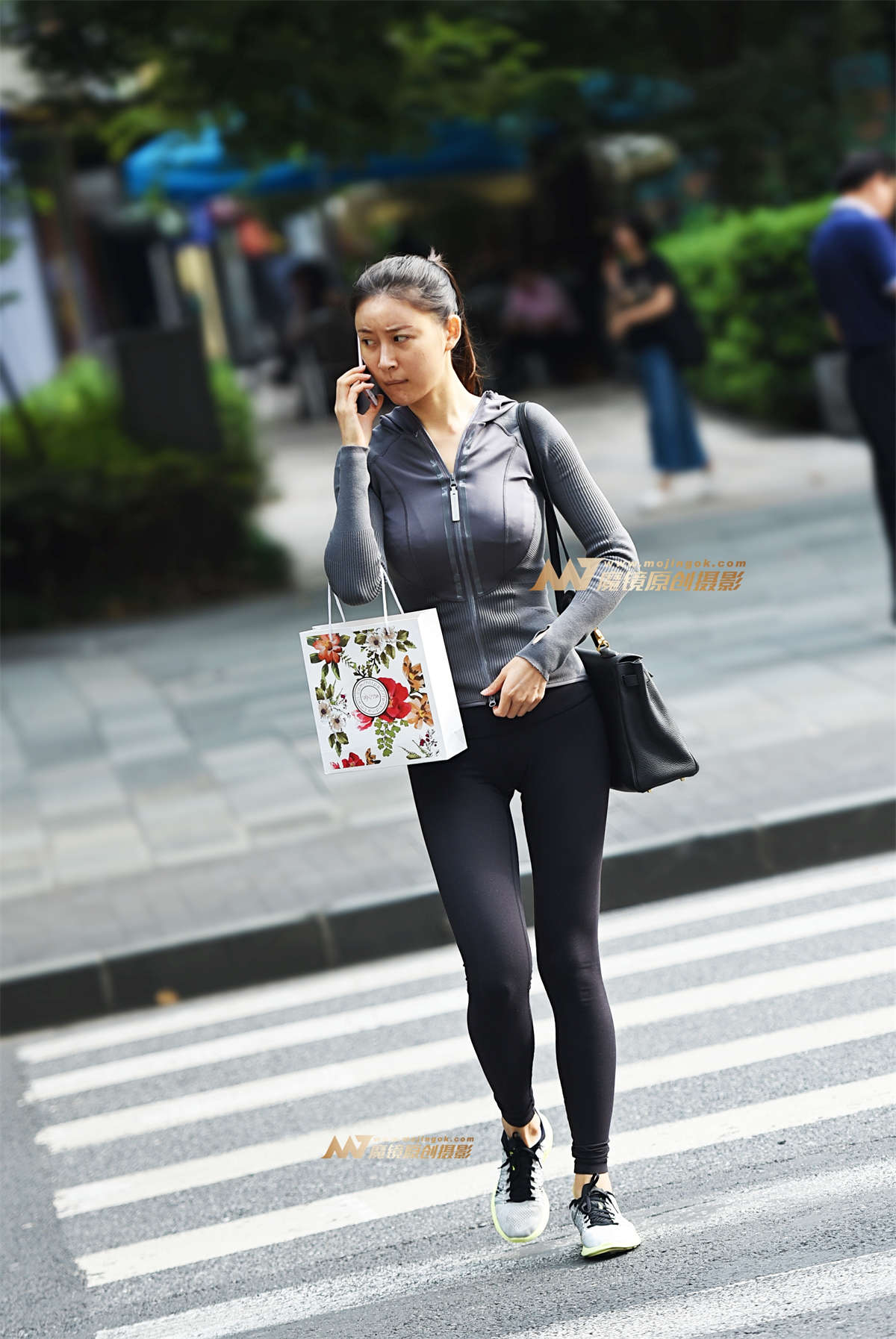 外紧内T-日更街拍