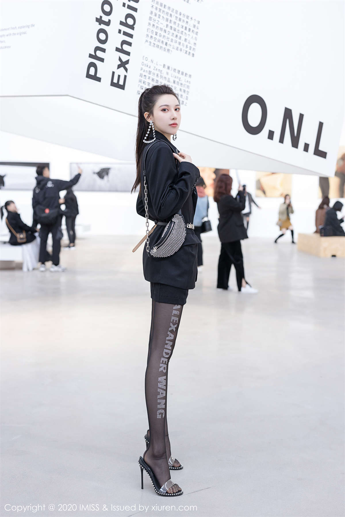 图片[2]-IMiss爱蜜社 2020.02.24 VOL.443 Lynn刘奕宁-日更街拍