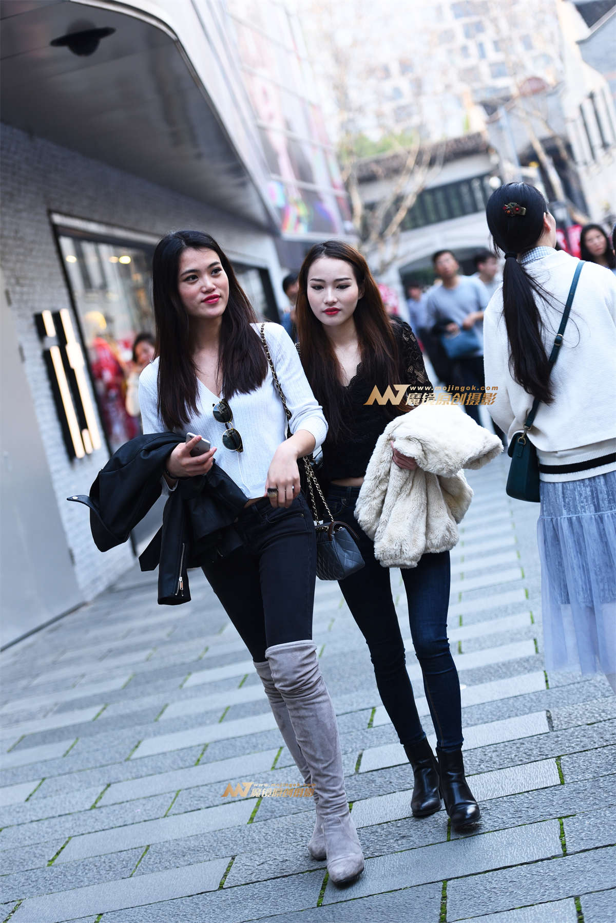 紧身牛仔-日更街拍