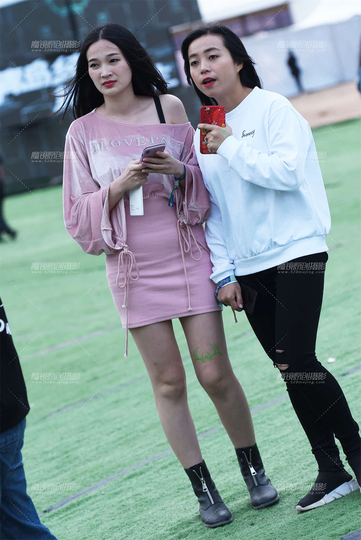 紧身短裙-日更街拍