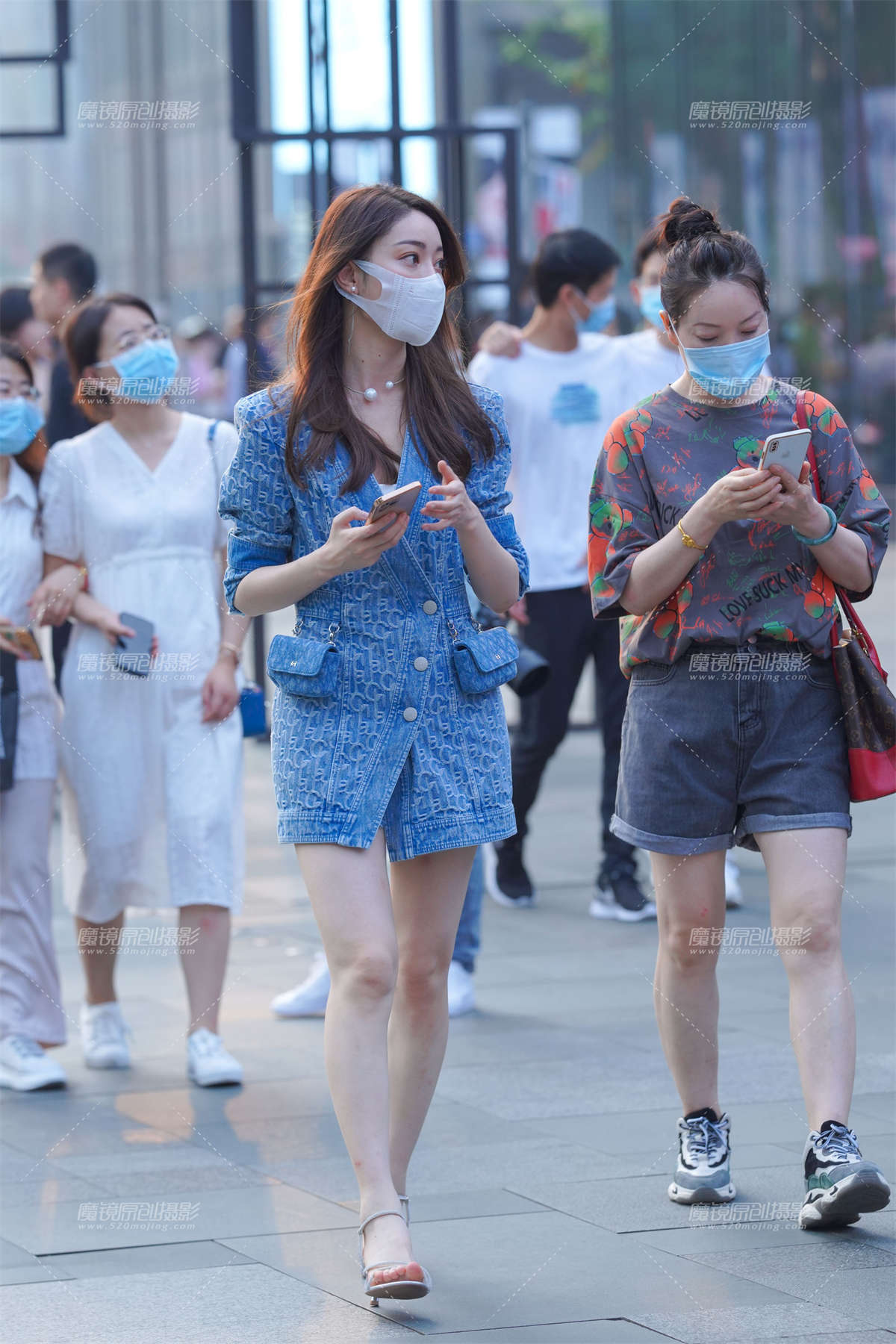 肤白貌美-日更街拍