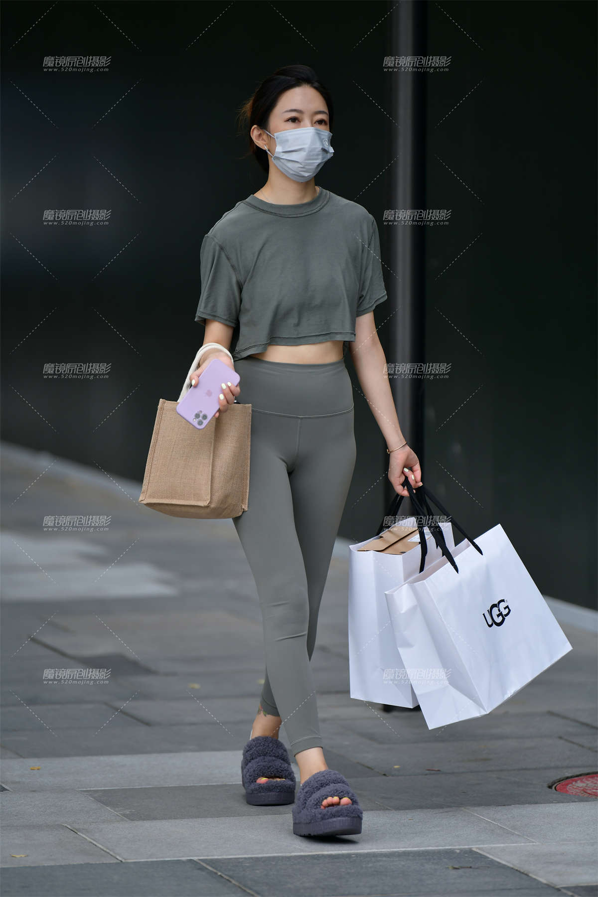 ★独自购物紧身裤美女-日更街拍