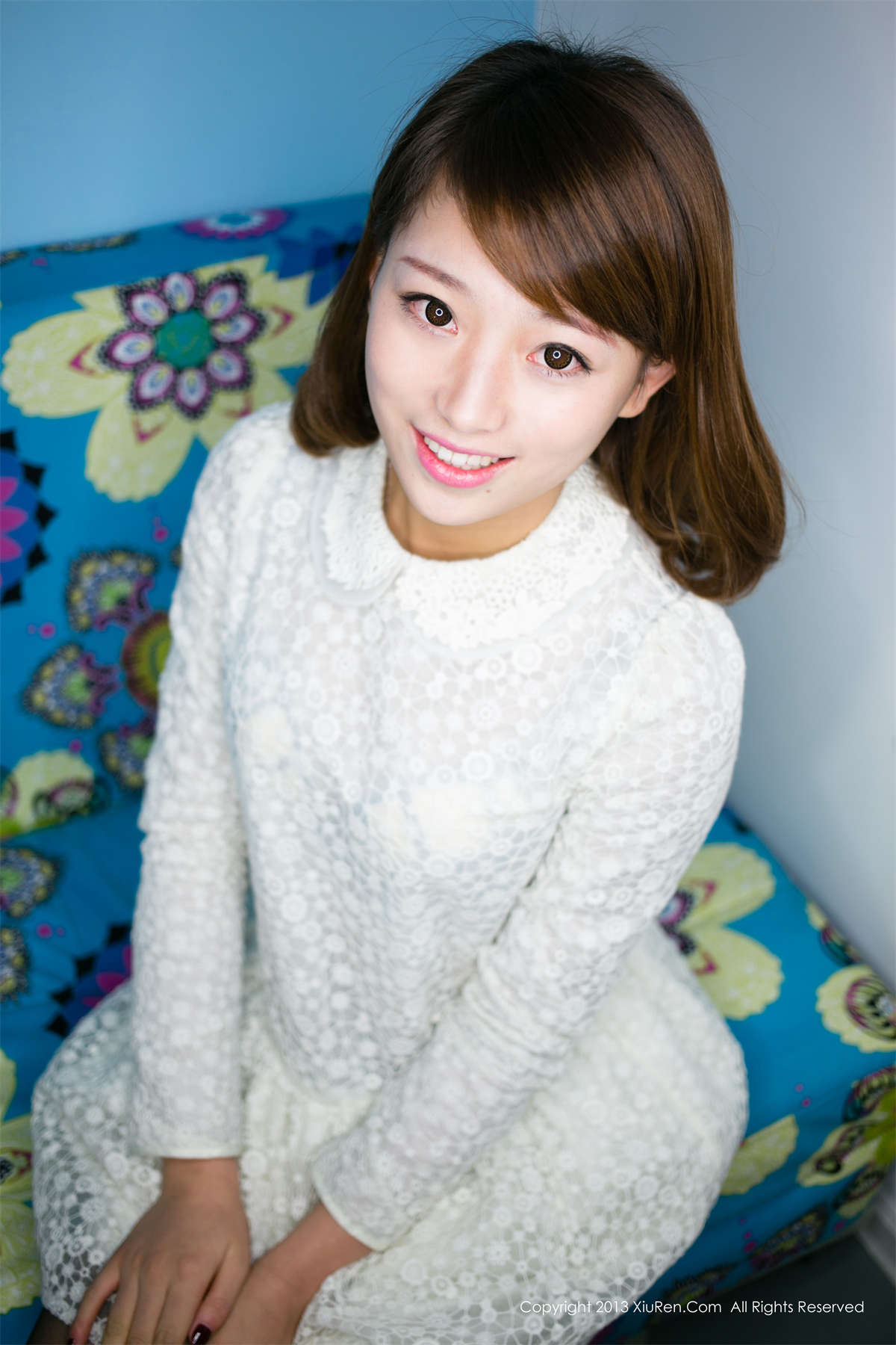 Xiuren秀人网 2013.10.27 NO.039 美媛馆模特-日更街拍