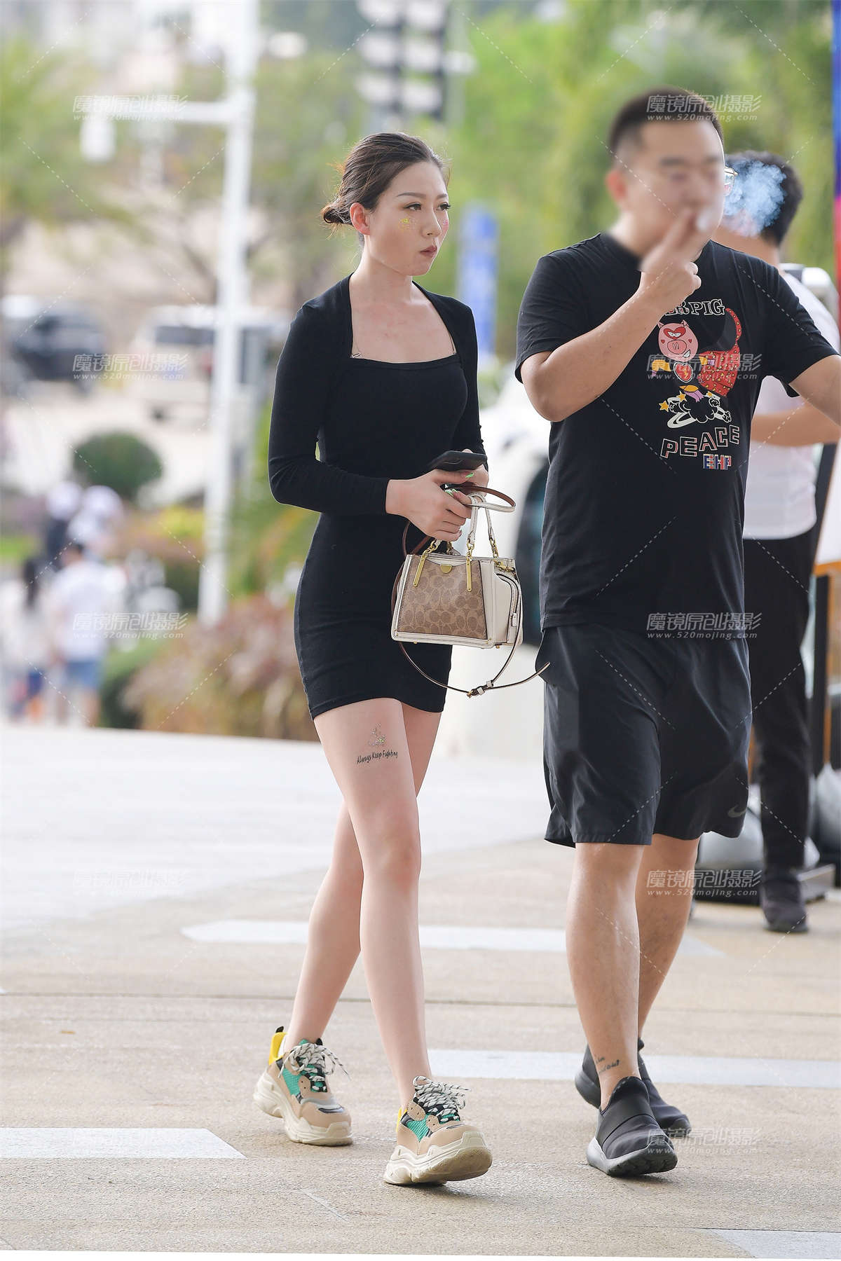 美腿~包臀裙-日更街拍