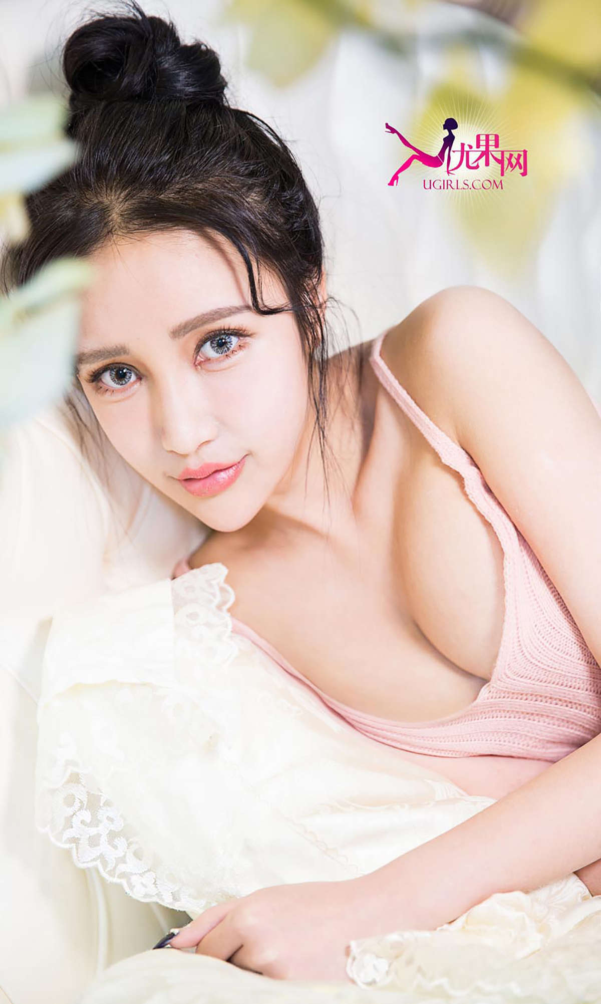 Ugirls爱尤物 NO.206 米诺 吹不完 甜美公主风-日更街拍