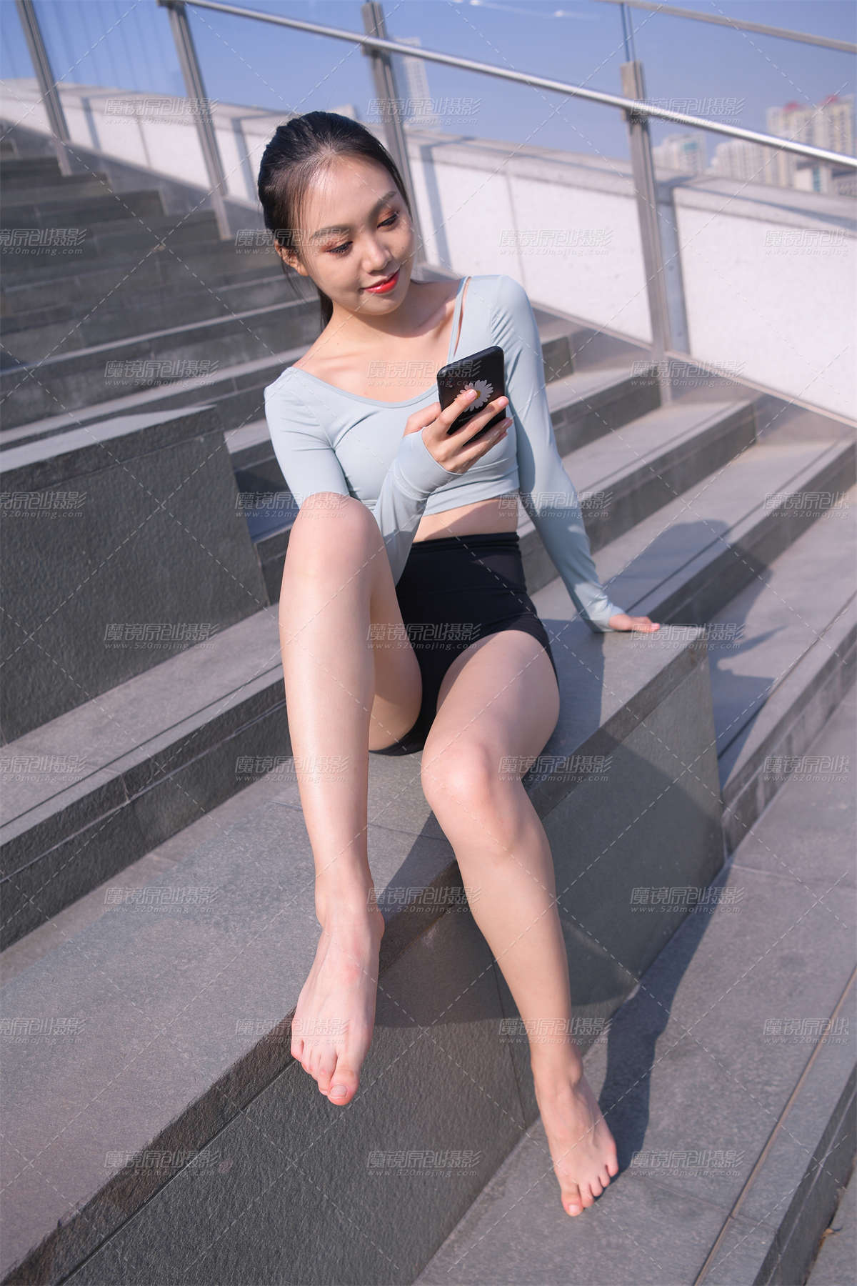 【魂魂街拍作品】冬日里的一缕阳光-日更街拍