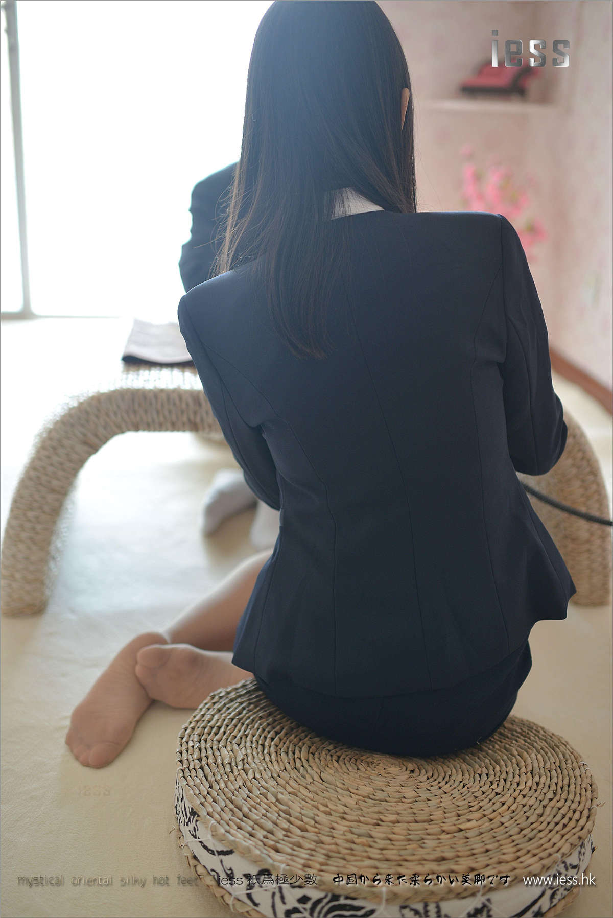 图片[2]-IESS异思趣向 丝足便当108期：丝足场景剧我的学姐叫荡漾I …-日更街拍