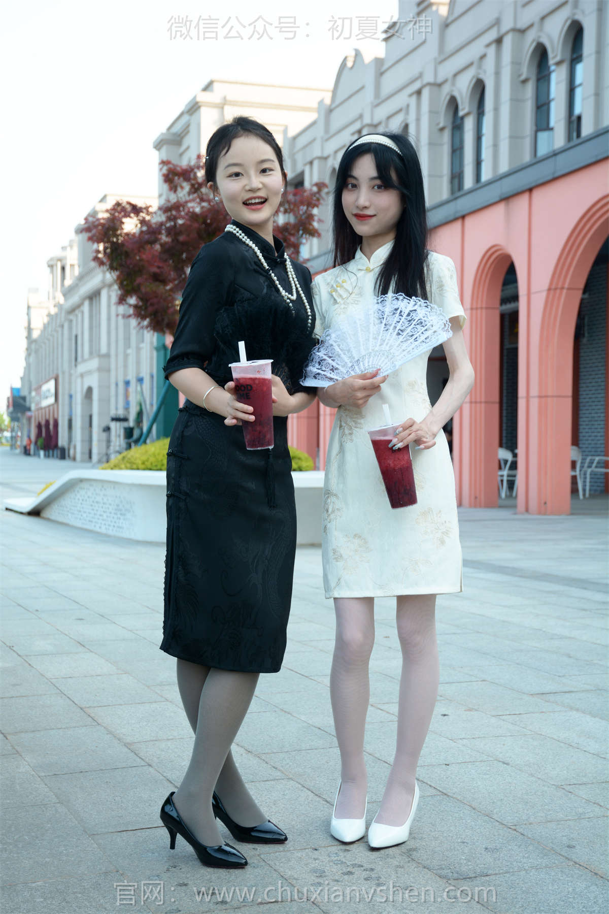 图片[2]-初夏女神 NO.286 柒柒&双双 黑白旗袍-日更街拍