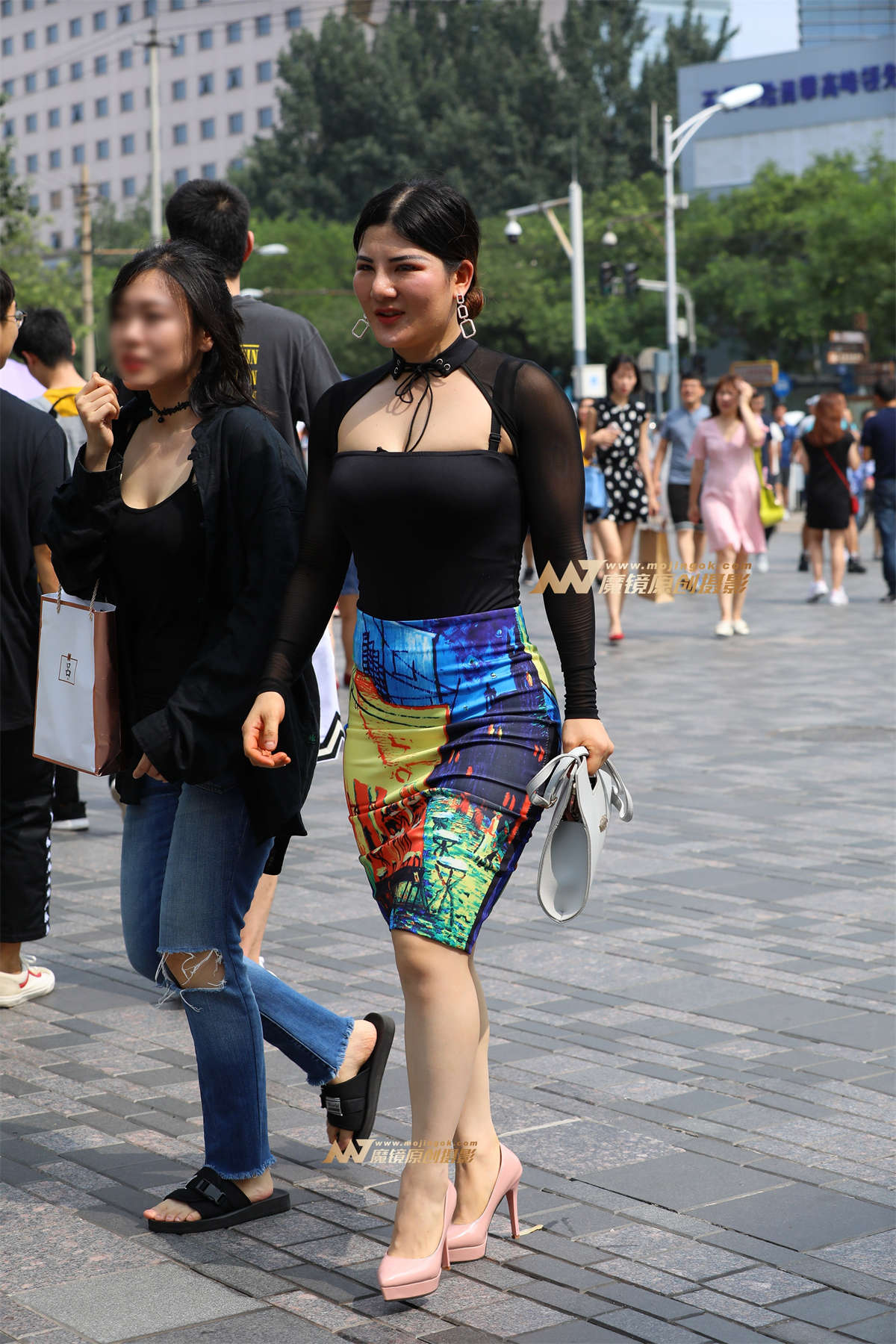 【视觉冲击赛帖】性感 ，丰韵，翘臀，熟女-日更街拍