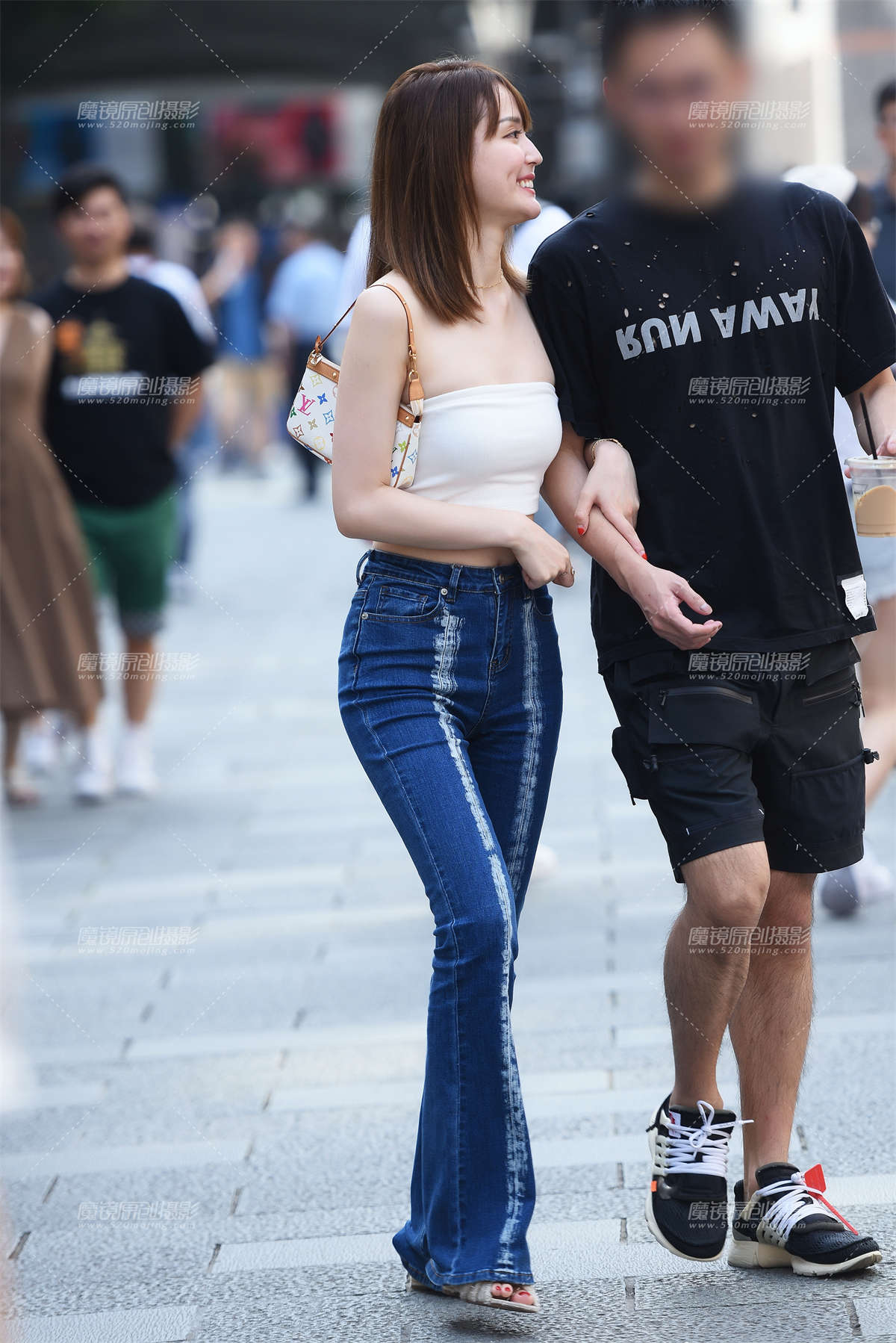 【咔喳赛贴】恩爱-日更街拍