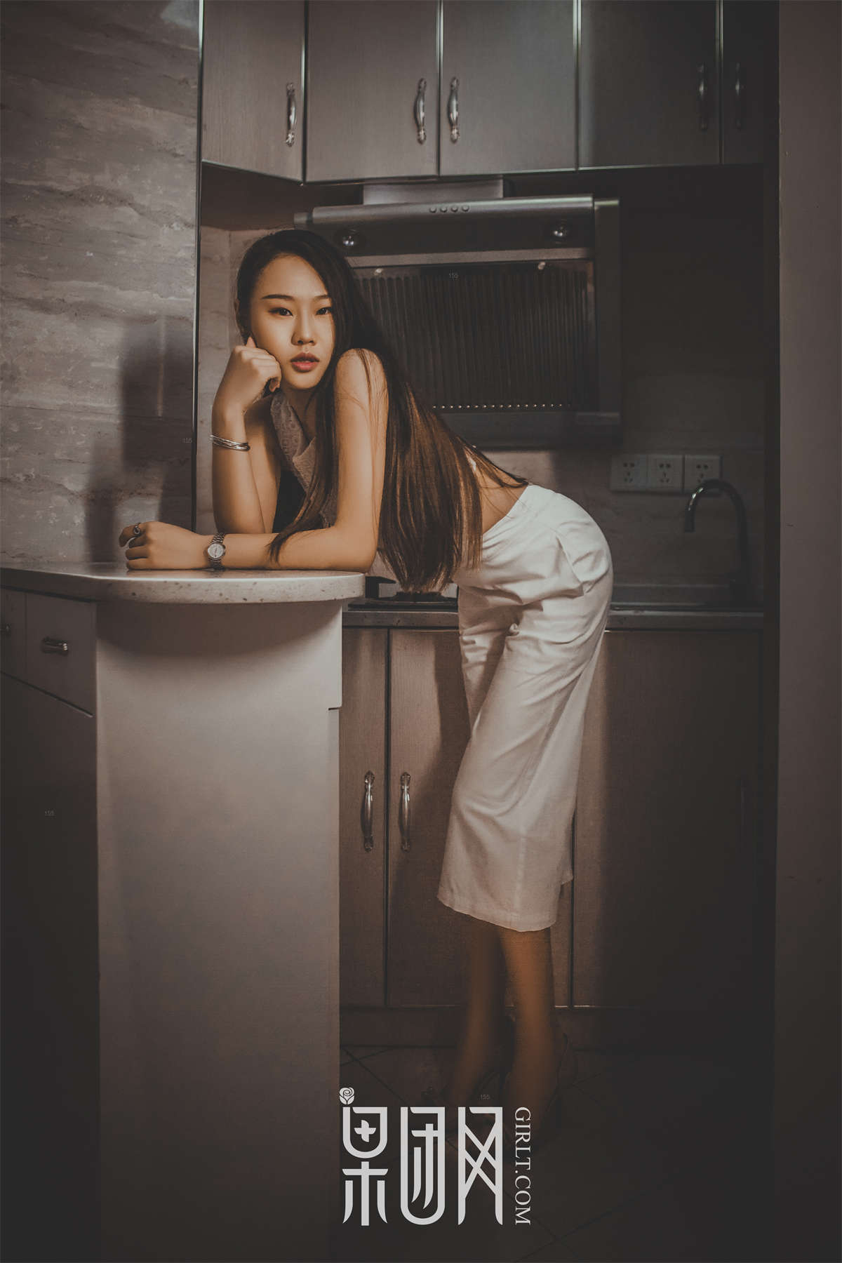 图片[2]-Girlt果团网 投稿作品 NO.033 厨房的芬芳不止于食物！-日更街拍