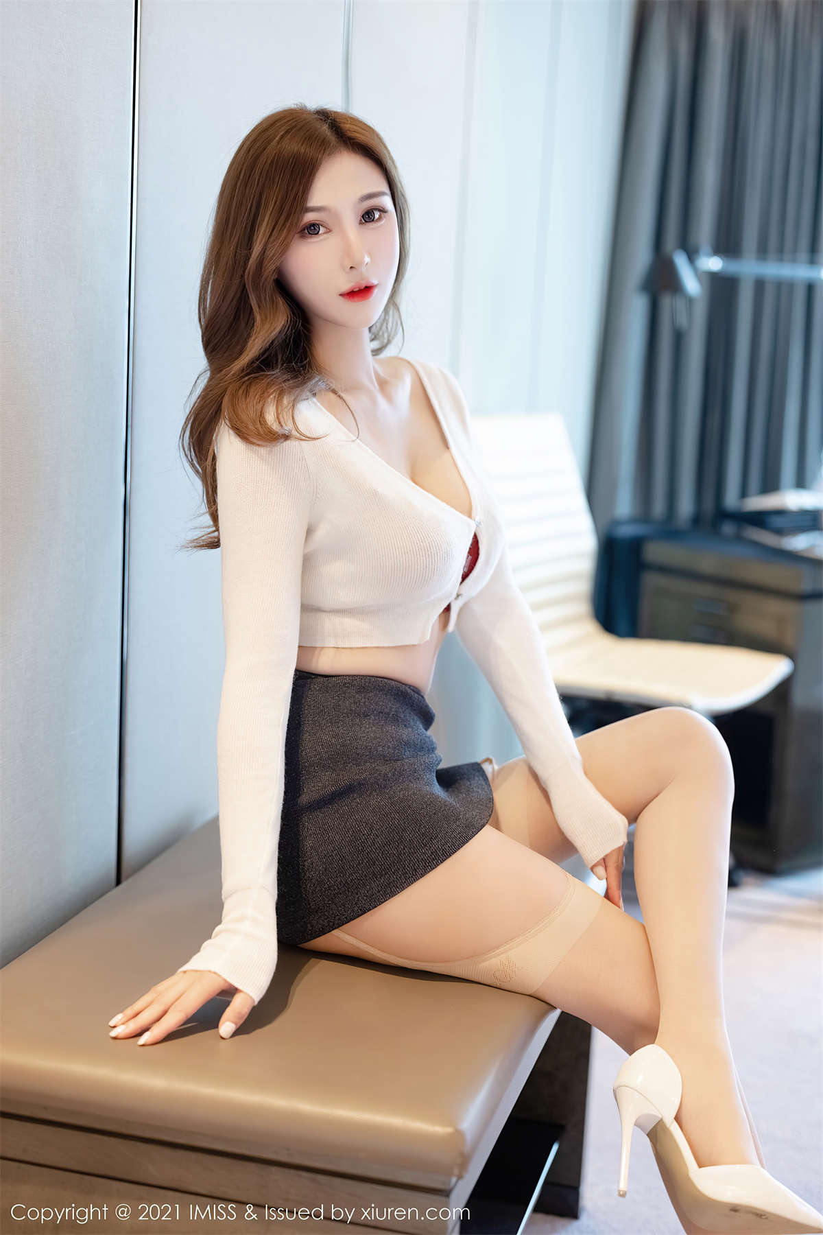 图片[2]-IMiss爱蜜社 2021.02.26 VOL.555 Lavinia肉肉-日更街拍