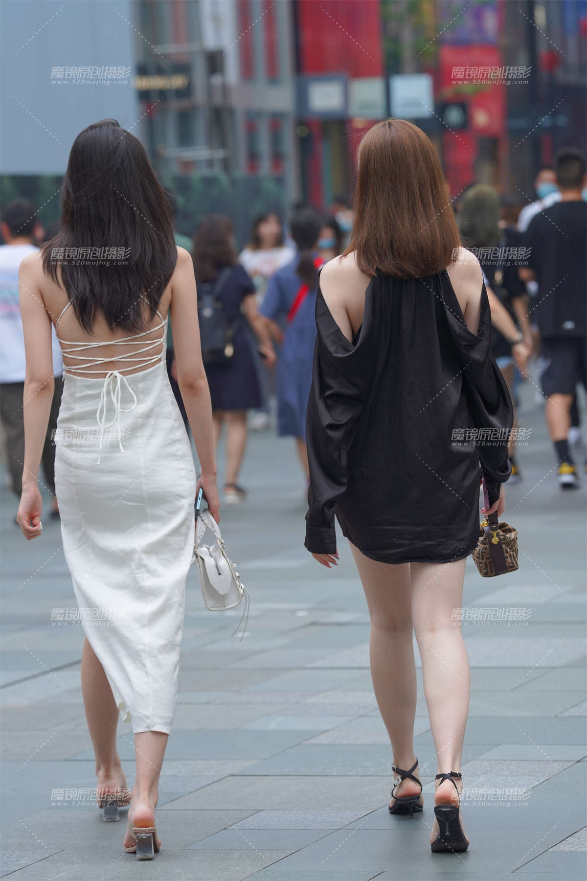 图片[2]-梦中情人 精致的脸蛋特别讨喜-日更街拍