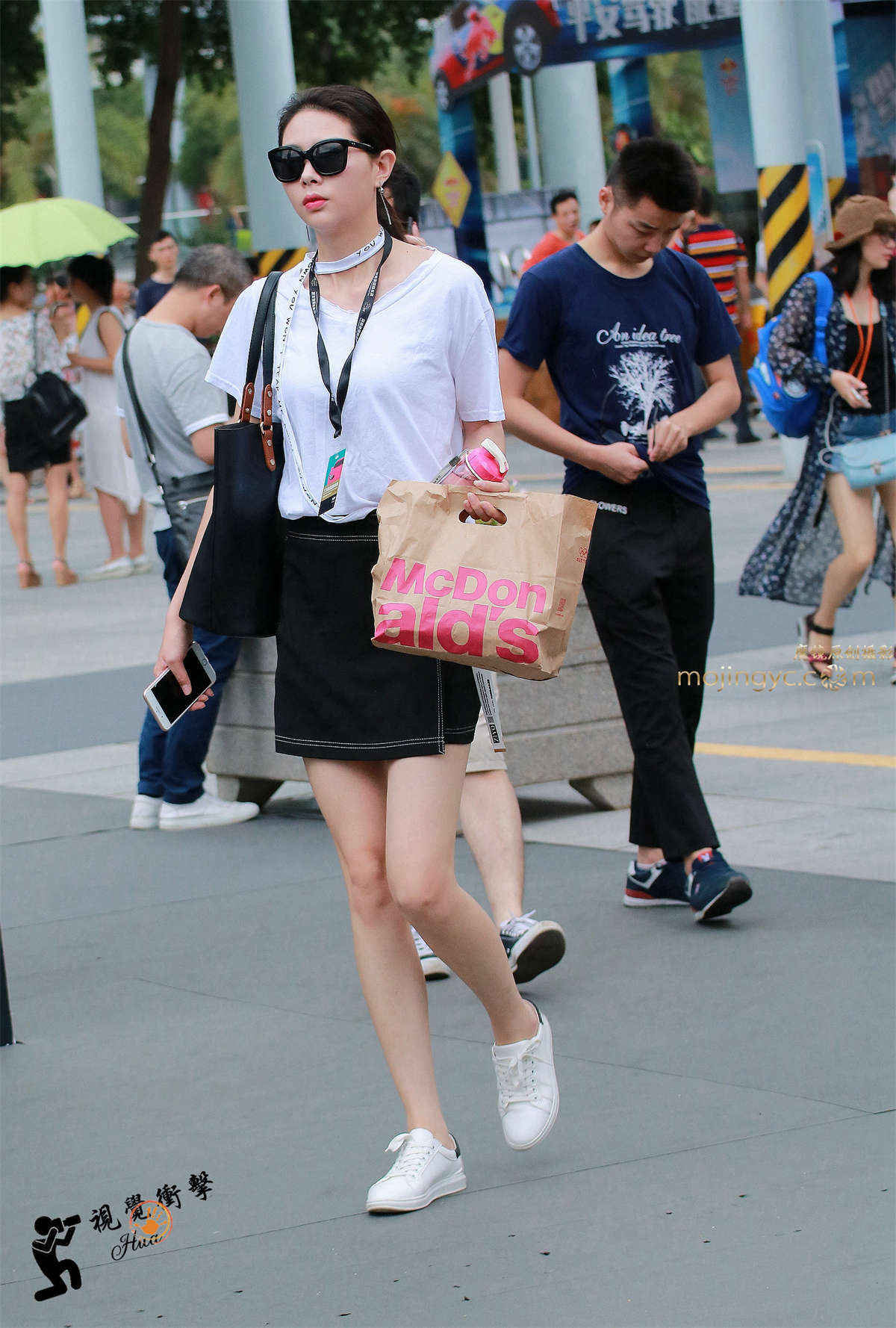 长腿高挑美女-日更街拍