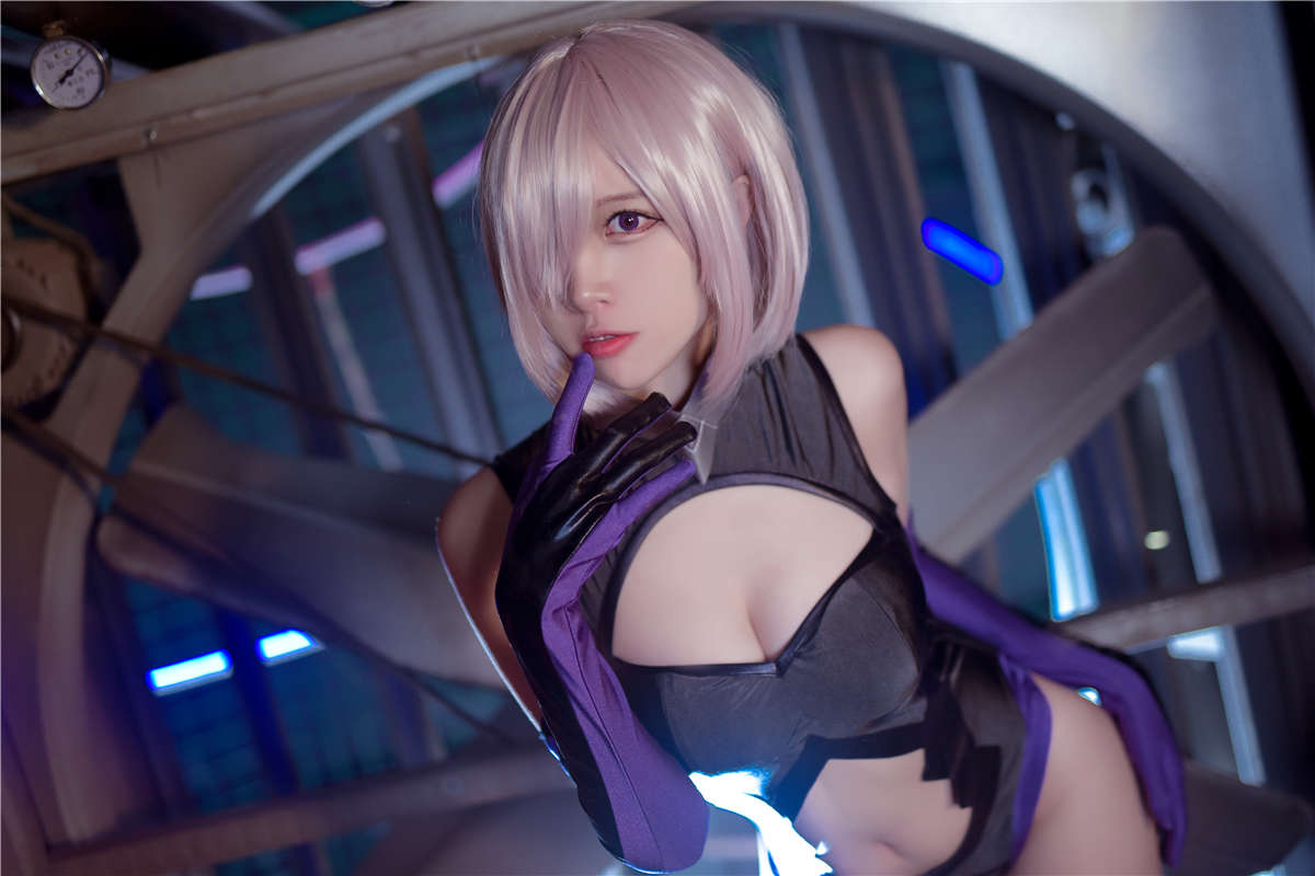 高产型Coser-二佐Nisa  Fate马修训练-日更街拍