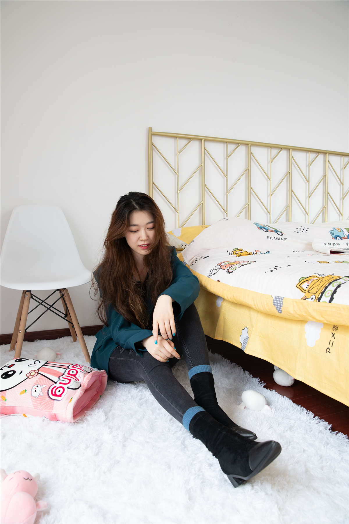 图片[2]-物恋传媒412期：佳琪-四季的雨雾-日更街拍