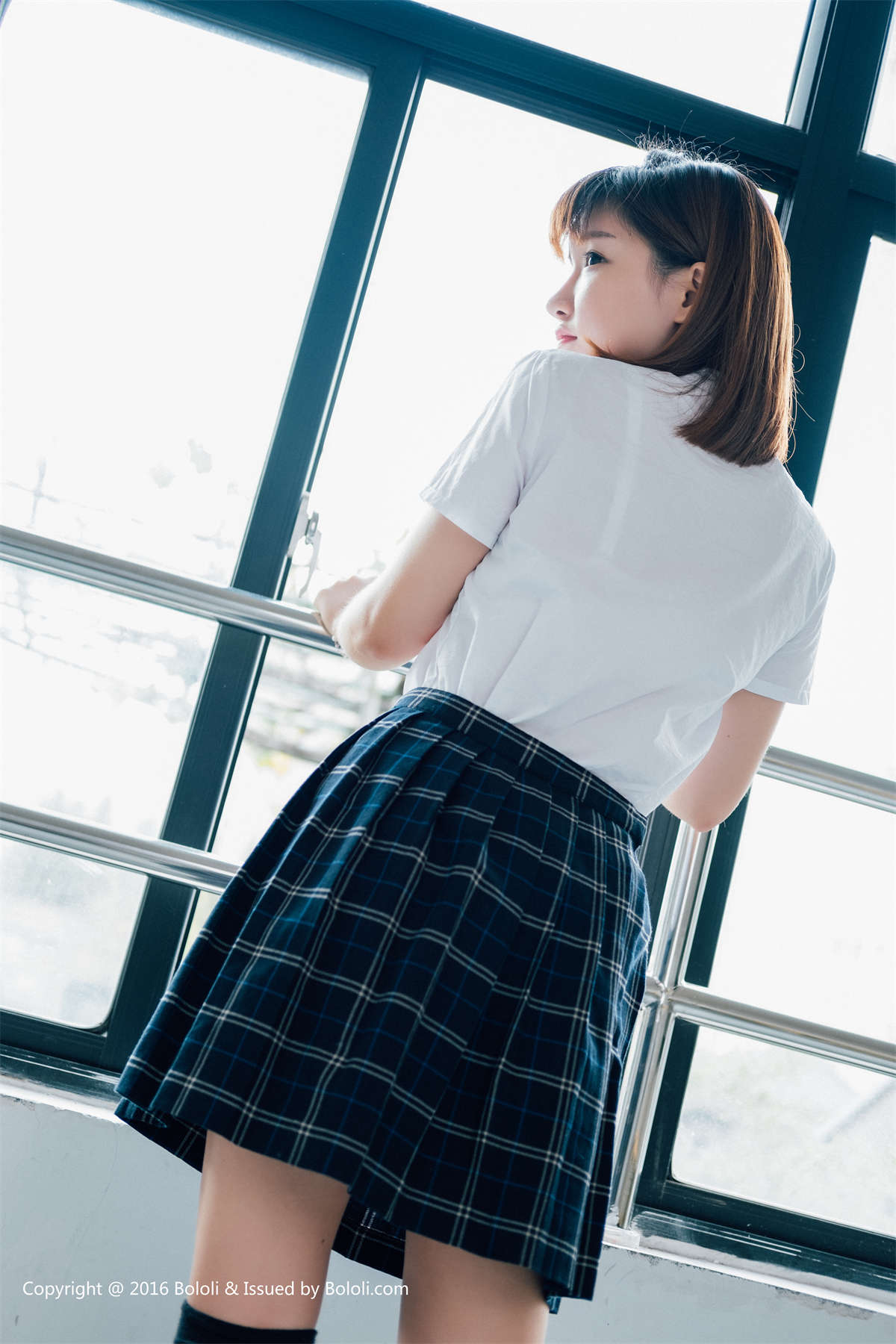 Bololi波萝社 BOL.007 k8傲娇萌萌Vivian 冈本的教室-萌萌篇-日更街拍